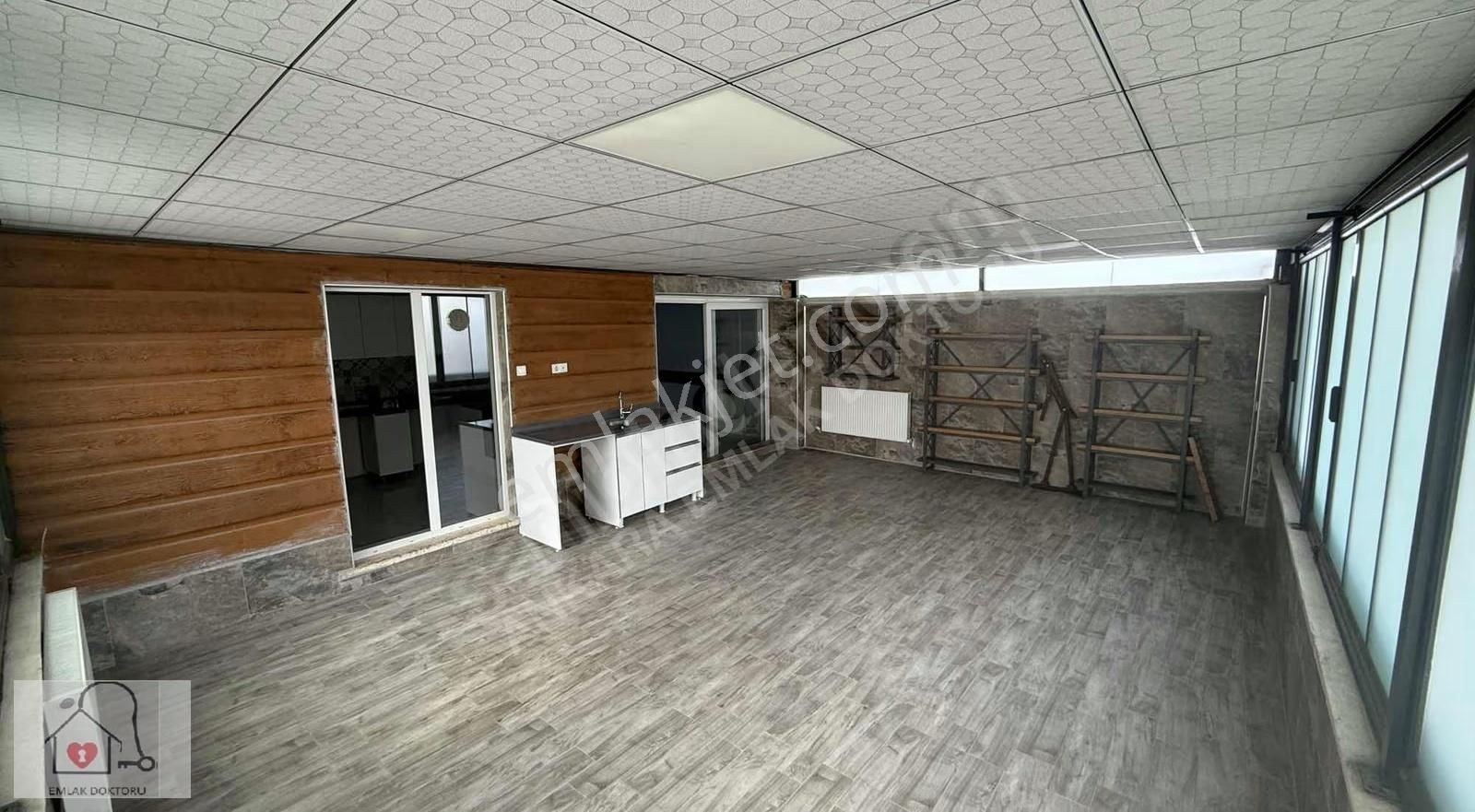 Ful Kredili Katta Kapalı Mutfak Geniş Teras Balkonlu 3+1 Sitede - Görsel 20