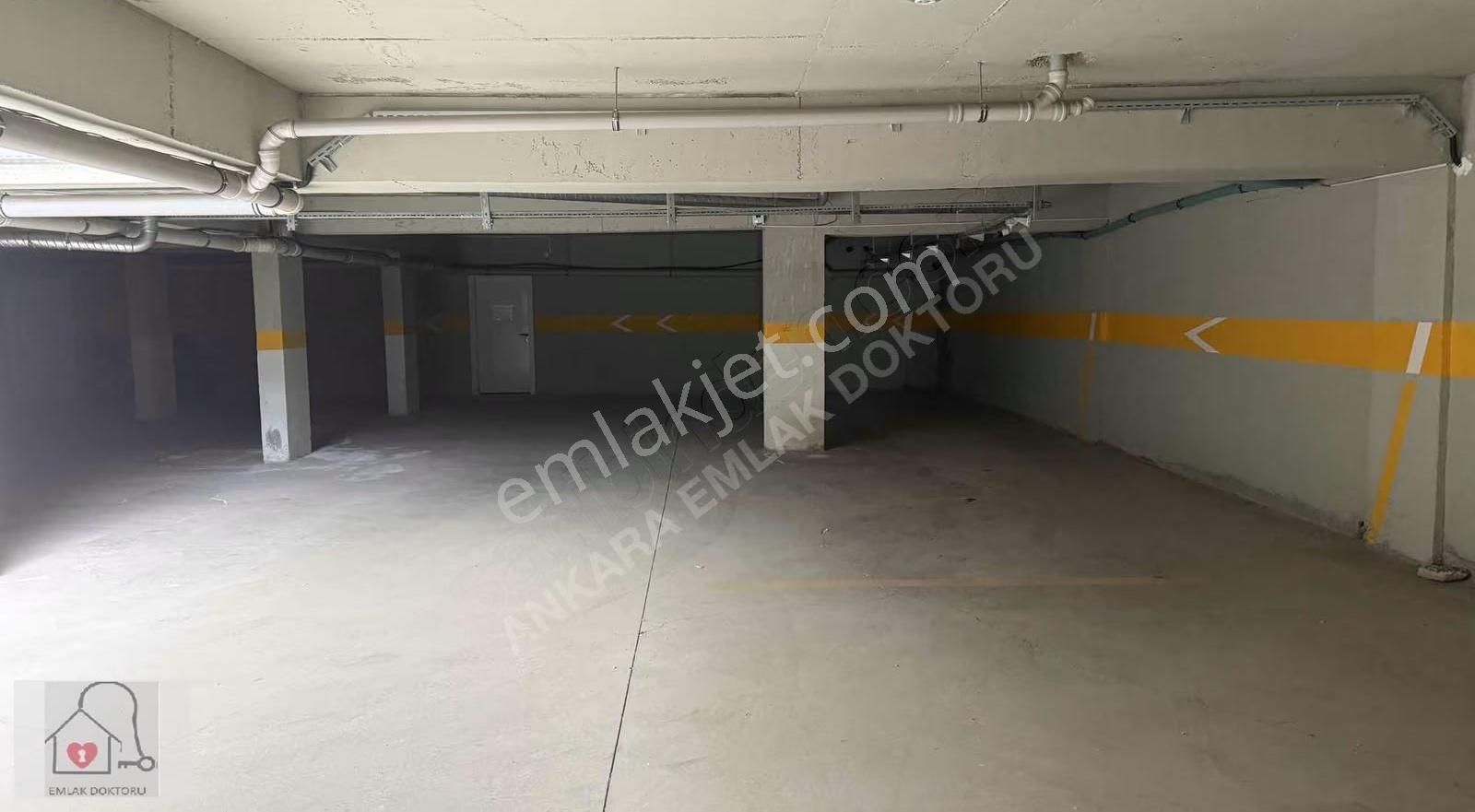 Ful Kredili Katta Kapalı Mutfak Geniş Teras Balkonlu 3+1 Sitede - Görsel 15