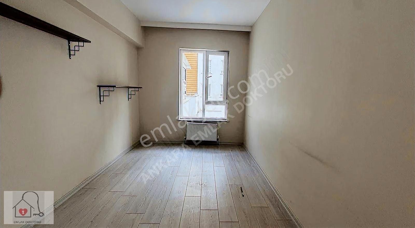 Ful Kredili Katta Kapalı Mutfak Geniş Teras Balkonlu 3+1 Sitede - Görsel 8