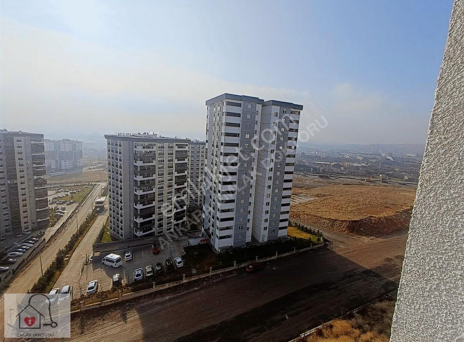Giyinme Odalı Çift Banyolu Geniş Ve Manzaralı Önü Açık 2+1 Daire - Görsel 21