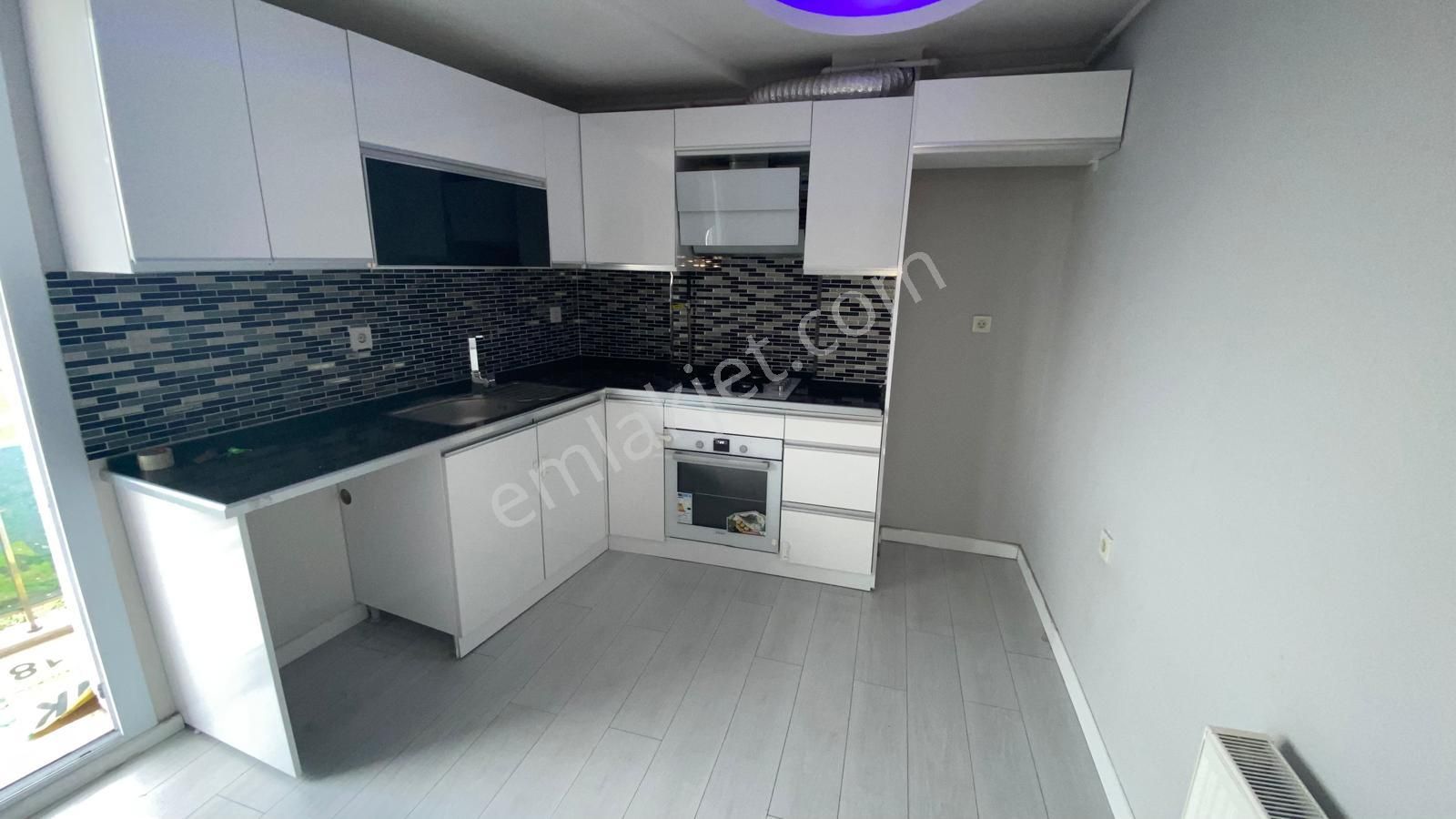 Arga'dan Buca Fırat Mah.ara Kat D.gazlı Klimalı 2+1 Kiralık Daire - Görsel 3