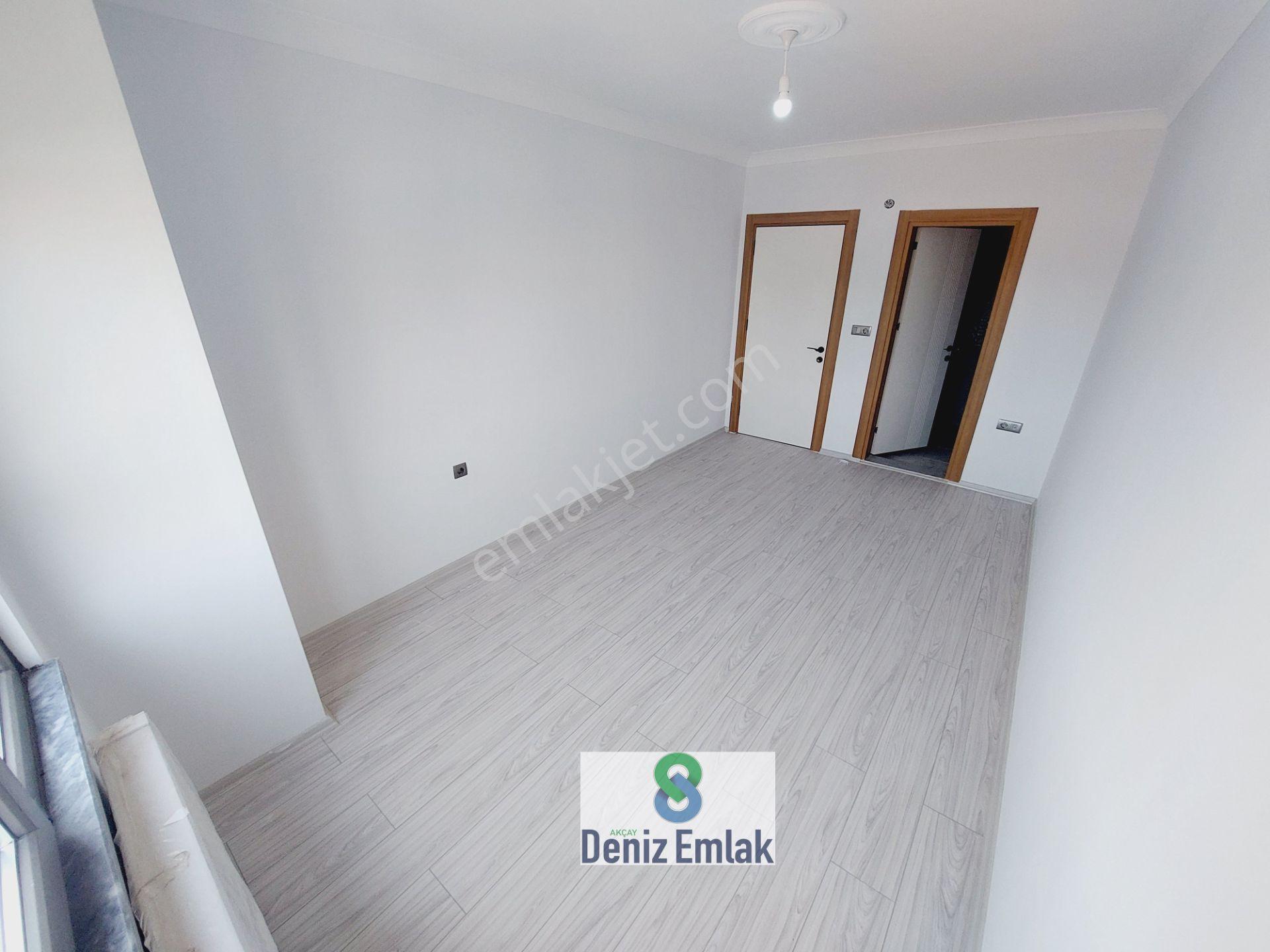 Denizden Zeytinlide Ön Cephe Arakat Asansörlü Geniş Satılık 2+1 Daire. - Görsel 15