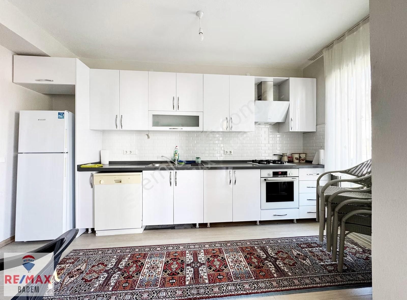 Kumluk Plajına 1 Dk 3+1 Kiralık Cadde Cepheli Giriş Kat Daire - Görsel 16