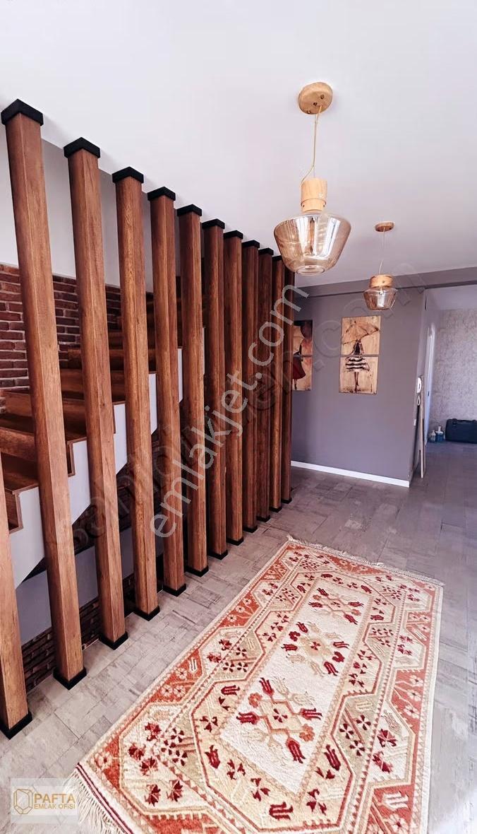 Şirinköy De Özel Tasarımlı Havuzlu Satılık Villa - Görsel 31