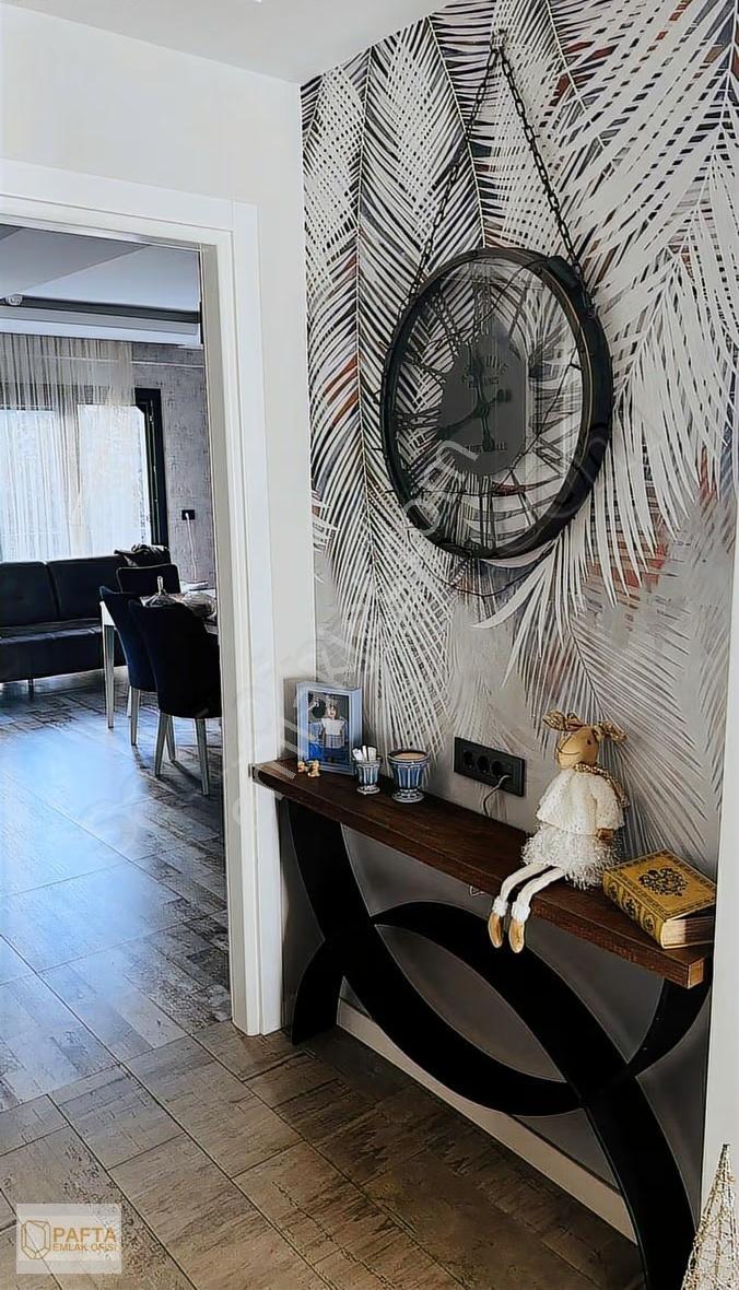 Şirinköy De Özel Tasarımlı Havuzlu Satılık Villa - Görsel 2