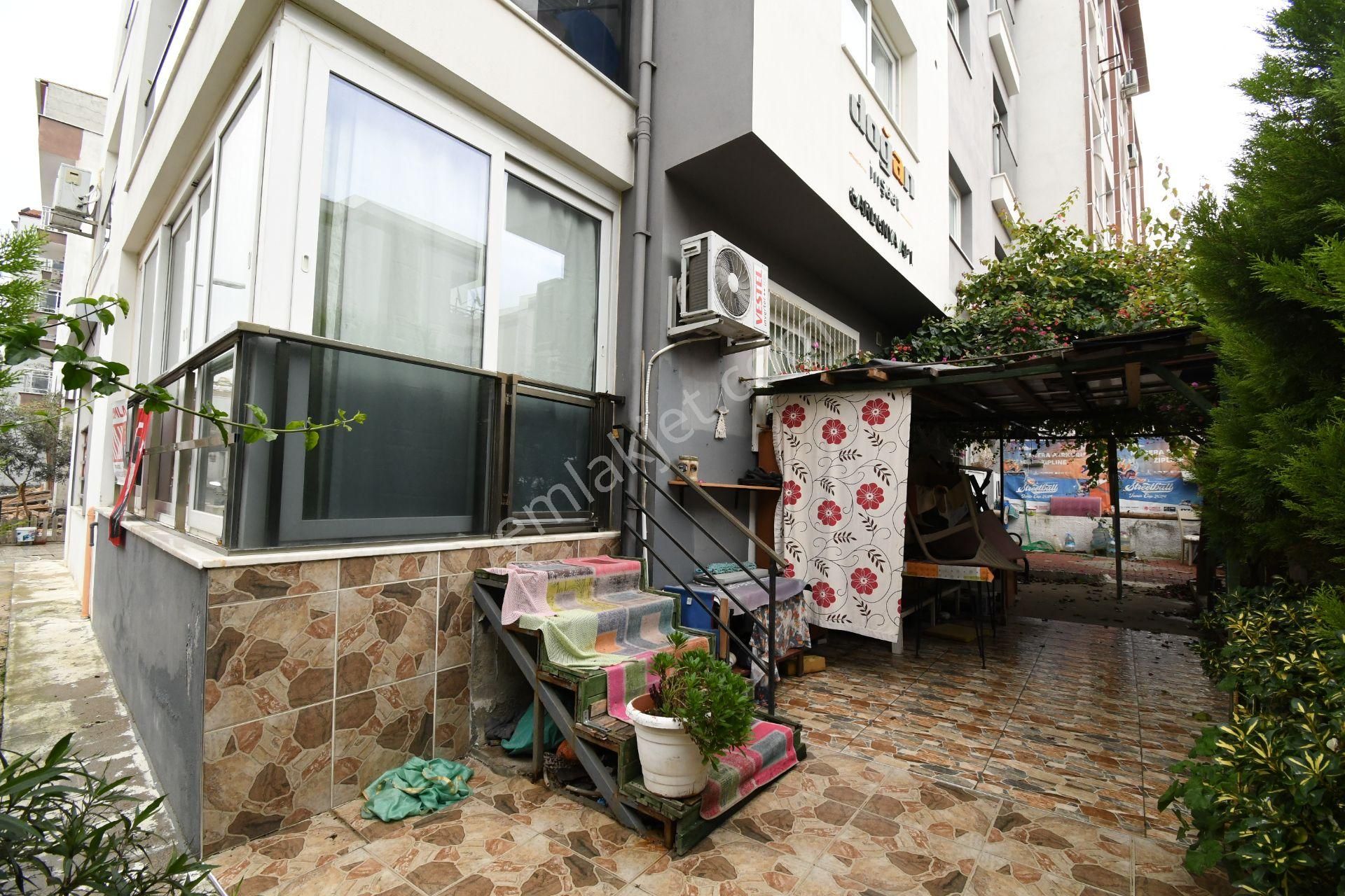 Kuşadası Camiatik Mahallesi Merkezi Konumda Acil Satılık 2+1 Yksek Giriş Daire - Görsel 13