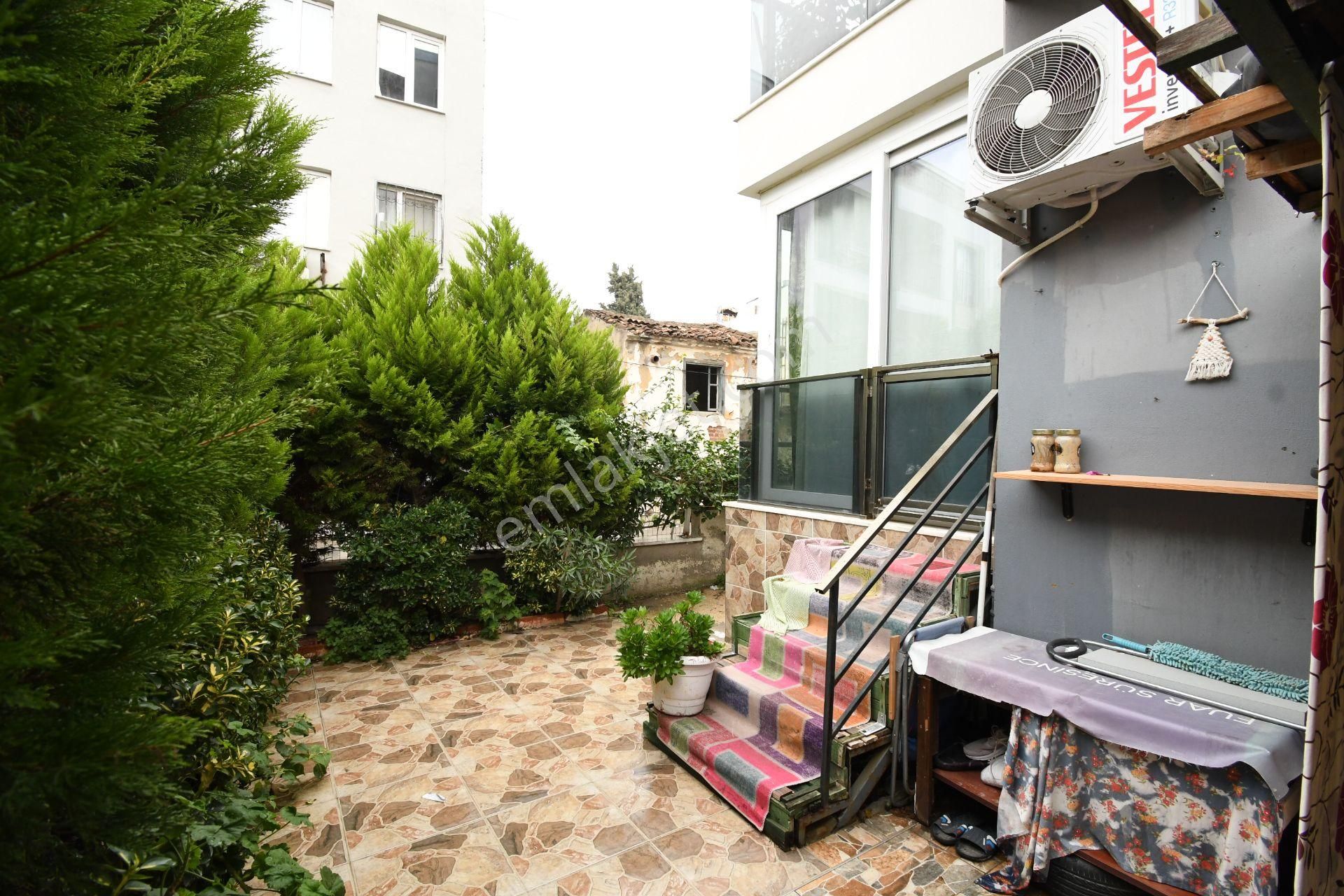 Kuşadası Camiatik Mahallesi Merkezi Konumda Acil Satılık 2+1 Yksek Giriş Daire - Görsel 14