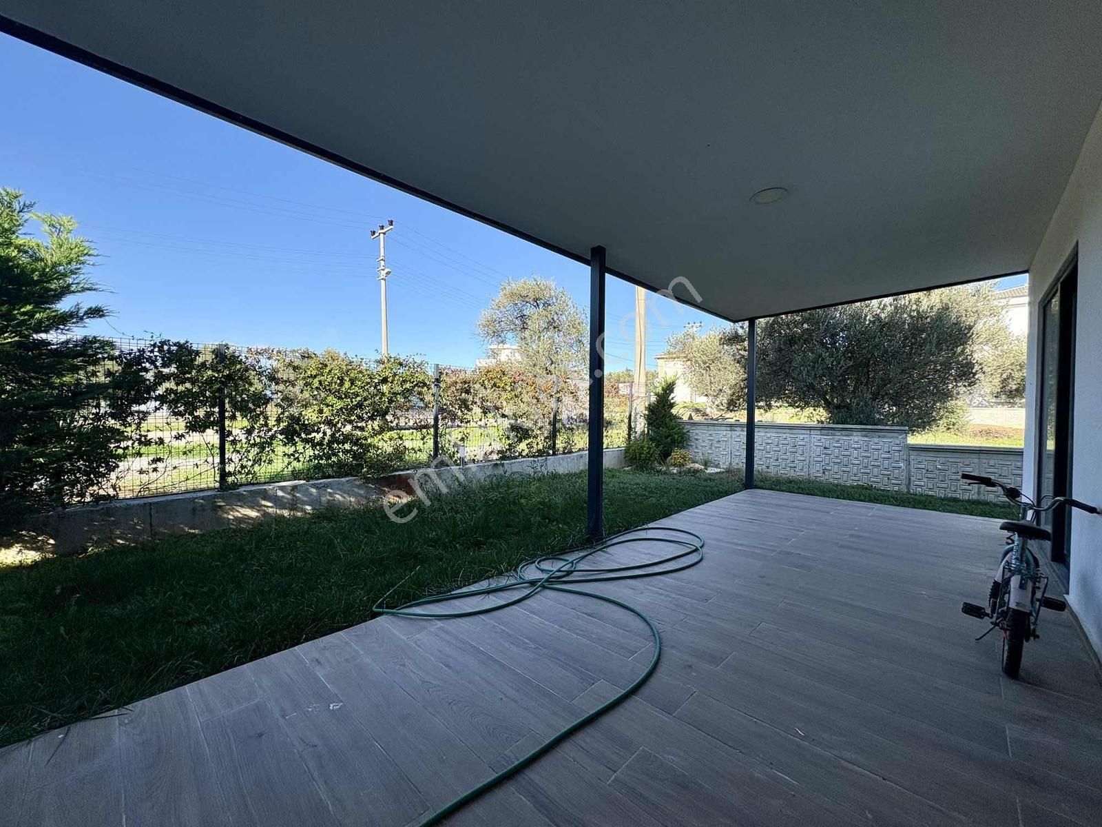 Rw Nefes'ten Karaağaçta Denize 150 Metre Villa - Görsel 12