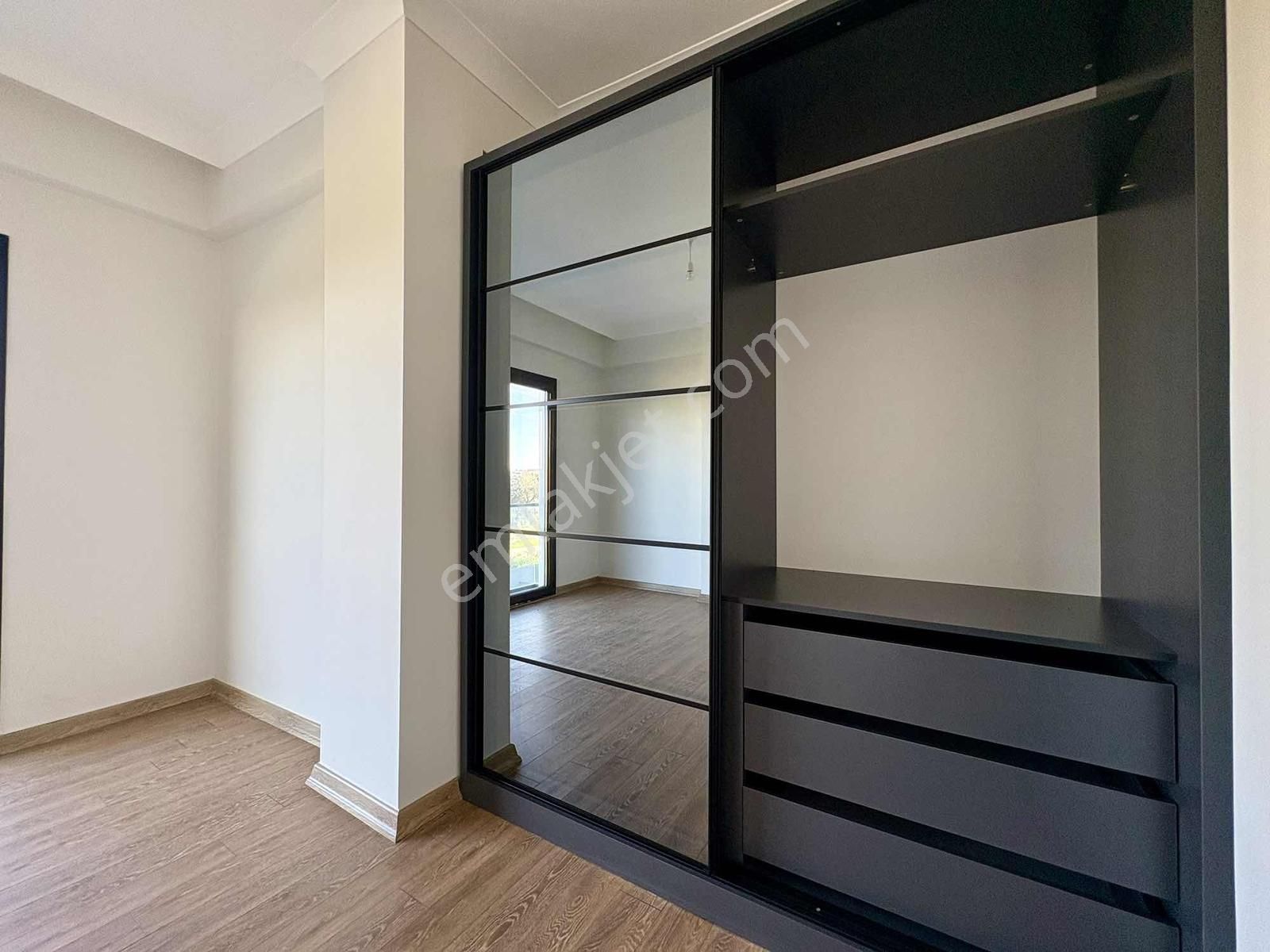 Rw Nefes'ten Karaağaçta Denize 150 Metre Villa - Görsel 29