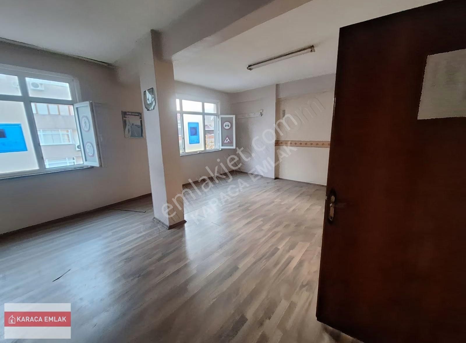 Mahmutbey Caddesine Cepheli Kiralık 250'm² Ofis Katı - Görsel 6