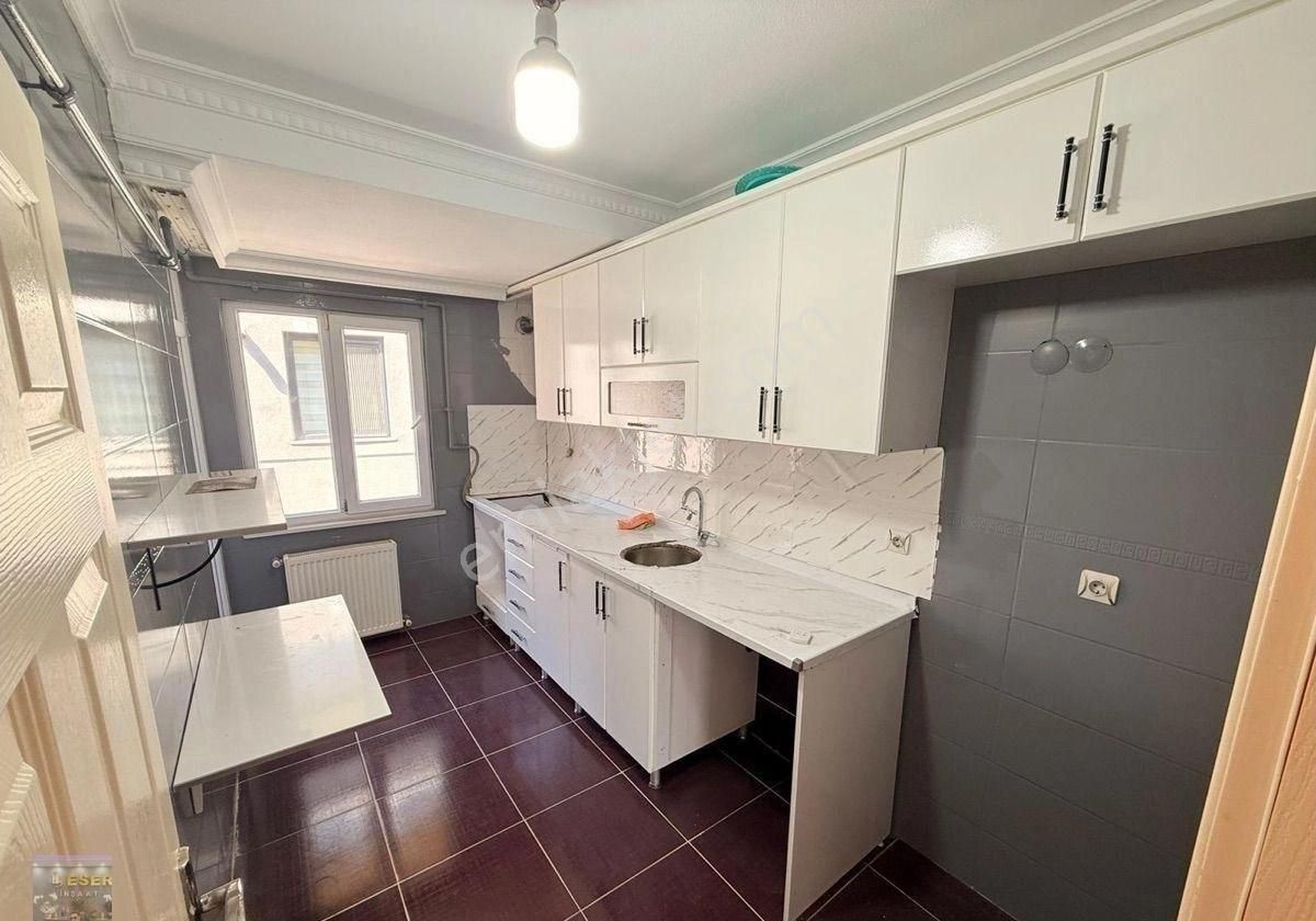 Eser İnşaat'tan Cebeci Mh 4+2 200m² 13yıllık Mükemmel Dublex Daire - Görsel 11