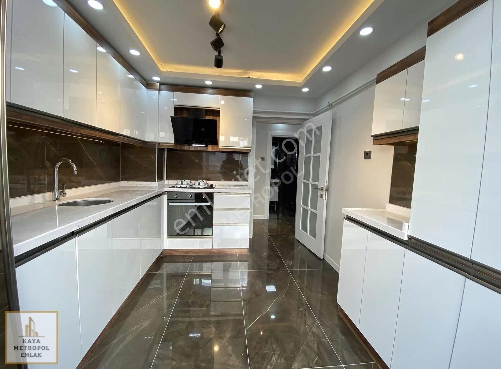 Etimesgut Süvari'de Sevgi Market Yakını Ara Kat Lüks Yapılı 3+1 - Görsel 30