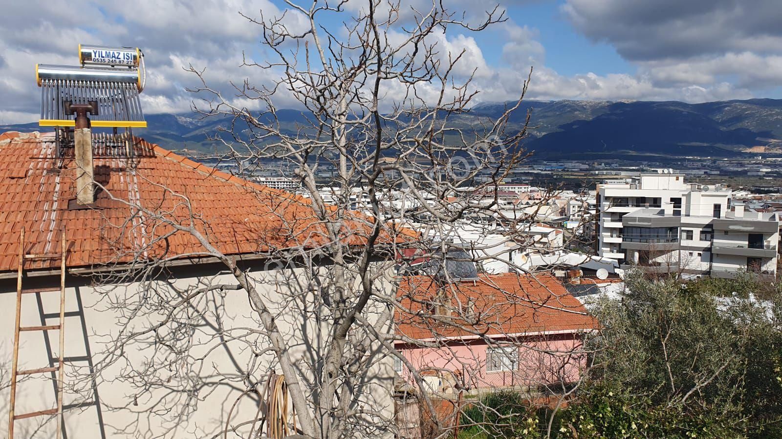 Kemalpaşa Atatürk Mahallesinde Sahibinden Müstakil 2 Katlı Bahçeli Ev/pazarlık Payı Vardır - Görsel 2