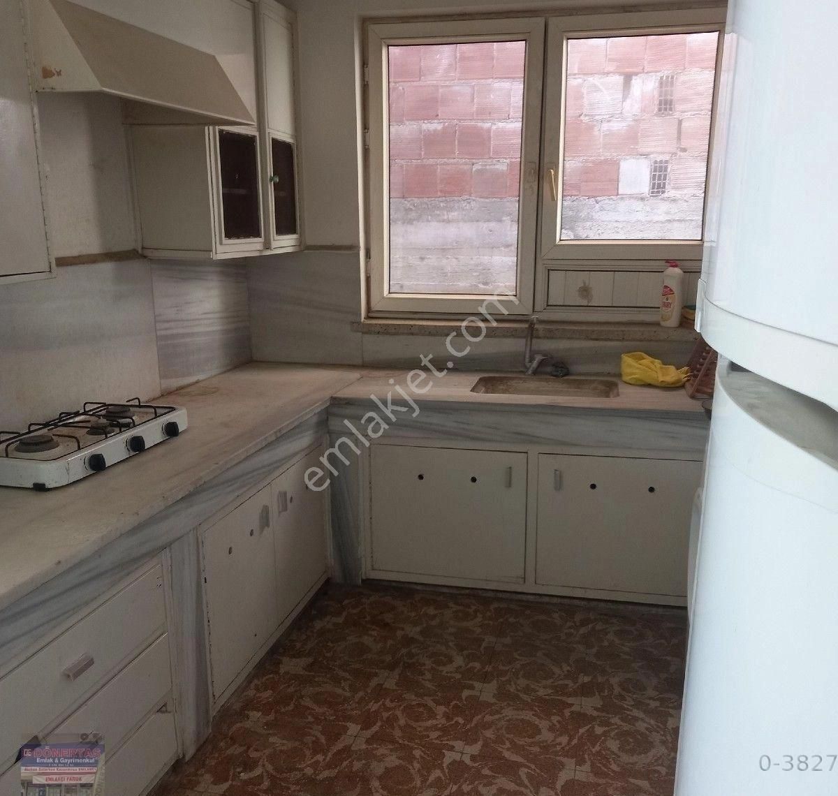 Dönertaş Emlaktan Nazilli Merkezde Eşyalı Çatı Katı Daire - Görsel 3