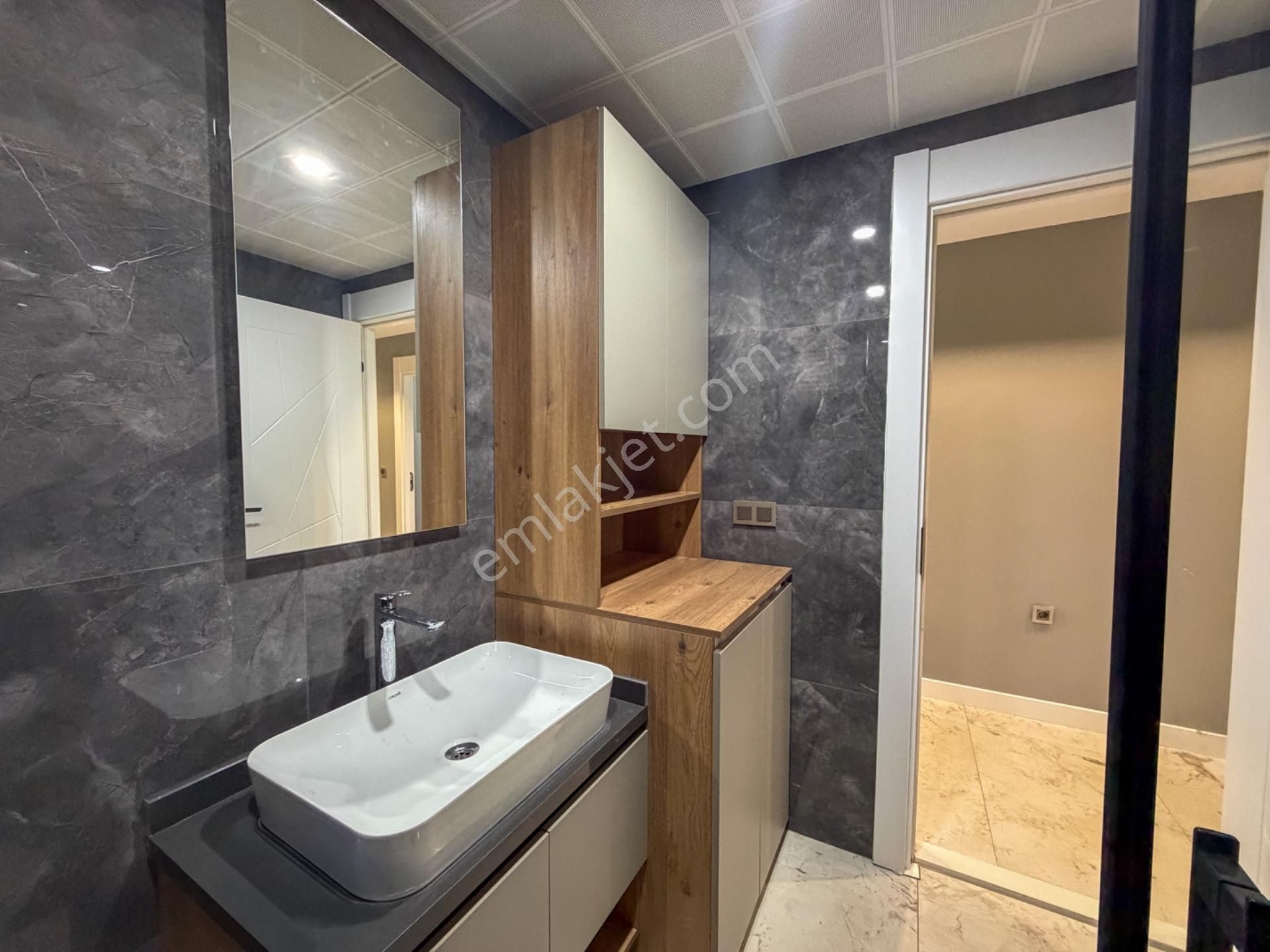 Site İçerisinde Bahçe Kullanımlı 3+1 Satılık Daire - Görsel 12