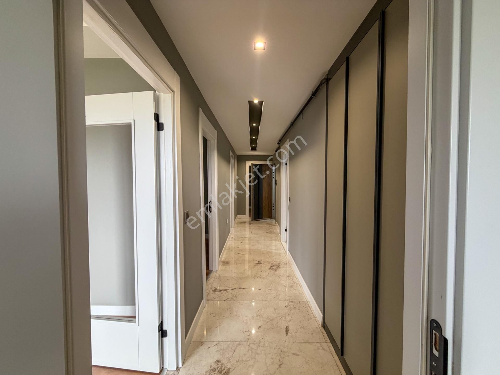 Site İçerisinde Bahçe Kullanımlı 3+1 Satılık Daire - Görsel 4