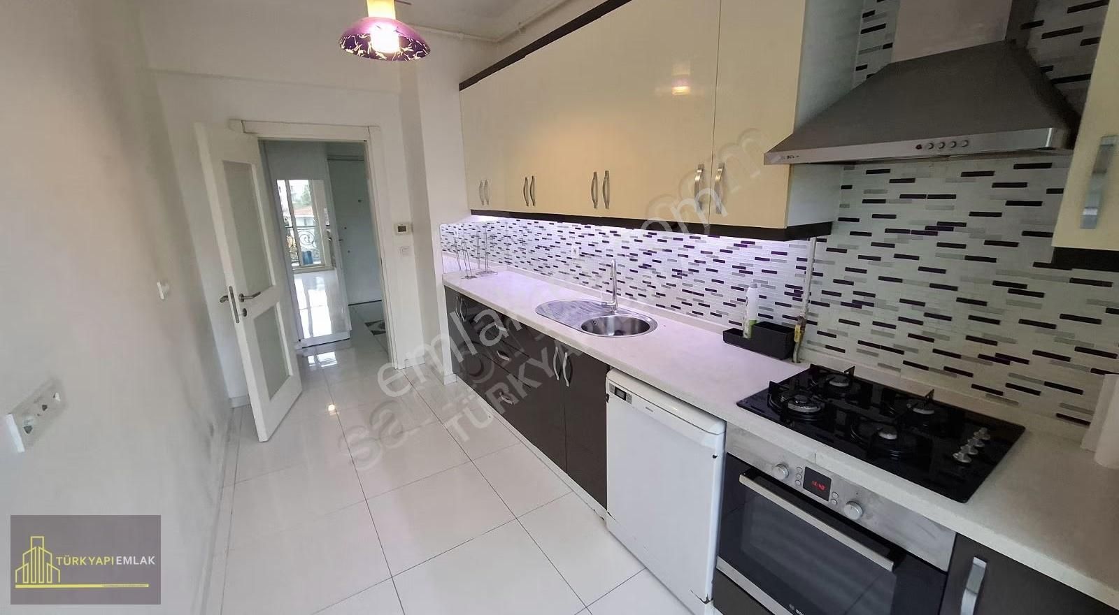 İstanbul Saraylarında Manzaralı Kiralık 3+1 Daire - Görsel 15