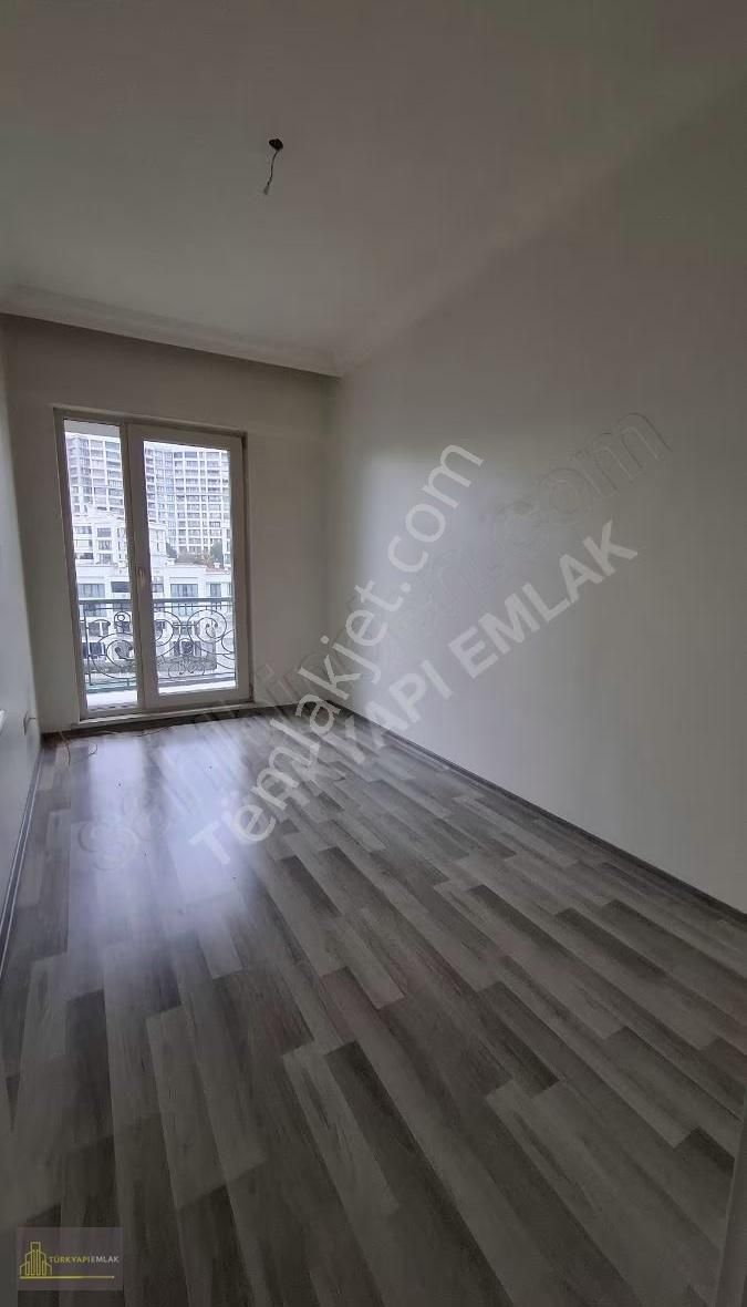 İstanbul Saraylarında Manzaralı Kiralık 3+1 Daire - Görsel 14