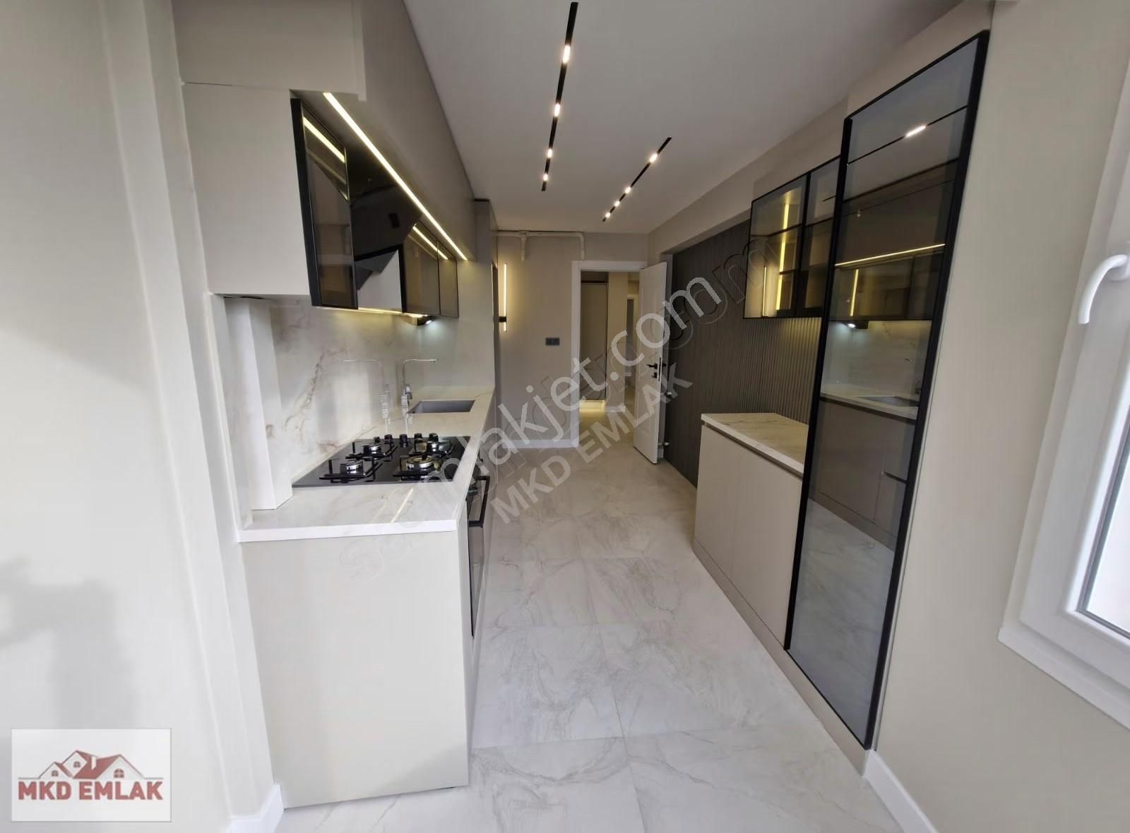 Bostanlı Da Full Tadilatlı Köşe Park Manzaralı 3+1 Mkd Emlak Tan - Görsel 17