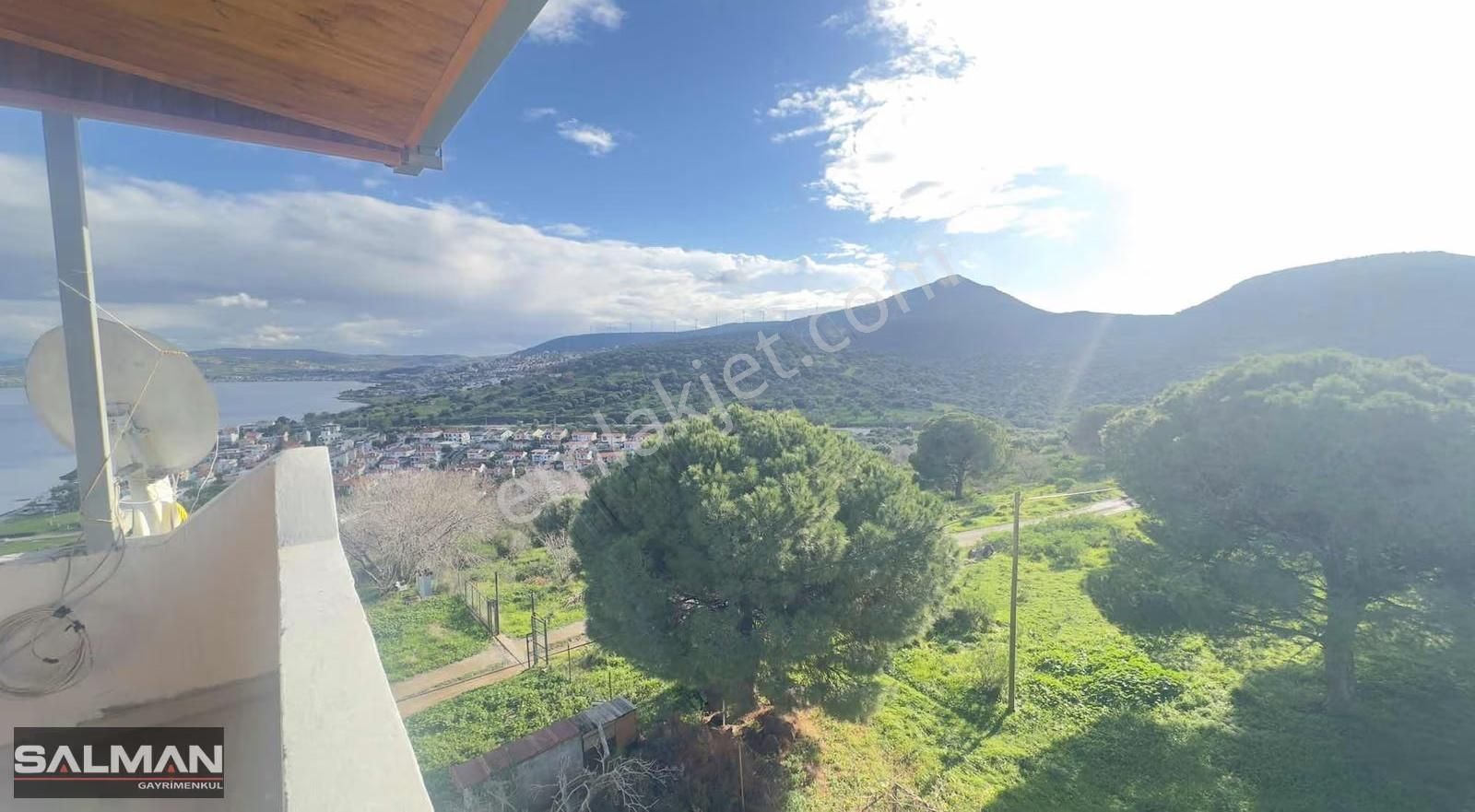 Salman'dan Yeni Foça'da Kiralık Deniz Manzaralı 2+1 Villa - Görsel 5