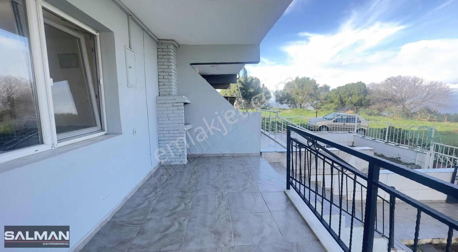 Salman'dan Yeni Foça'da Kiralık Deniz Manzaralı 2+1 Villa - Görsel 16