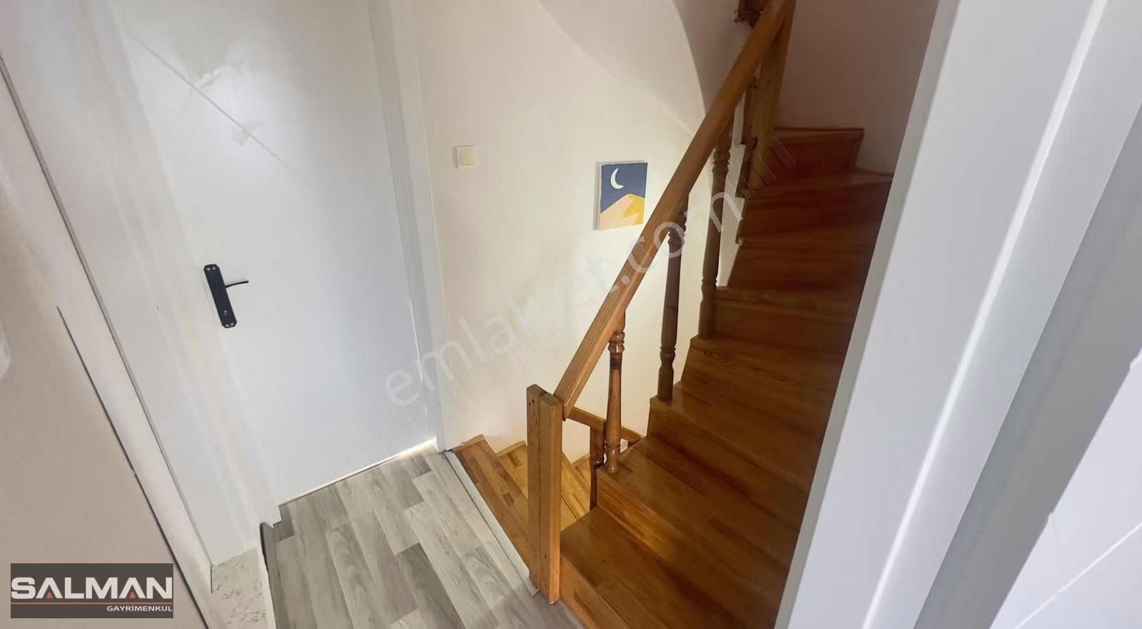 Salman'dan Yeni Foça'da Kiralık Deniz Manzaralı 2+1 Villa - Görsel 21