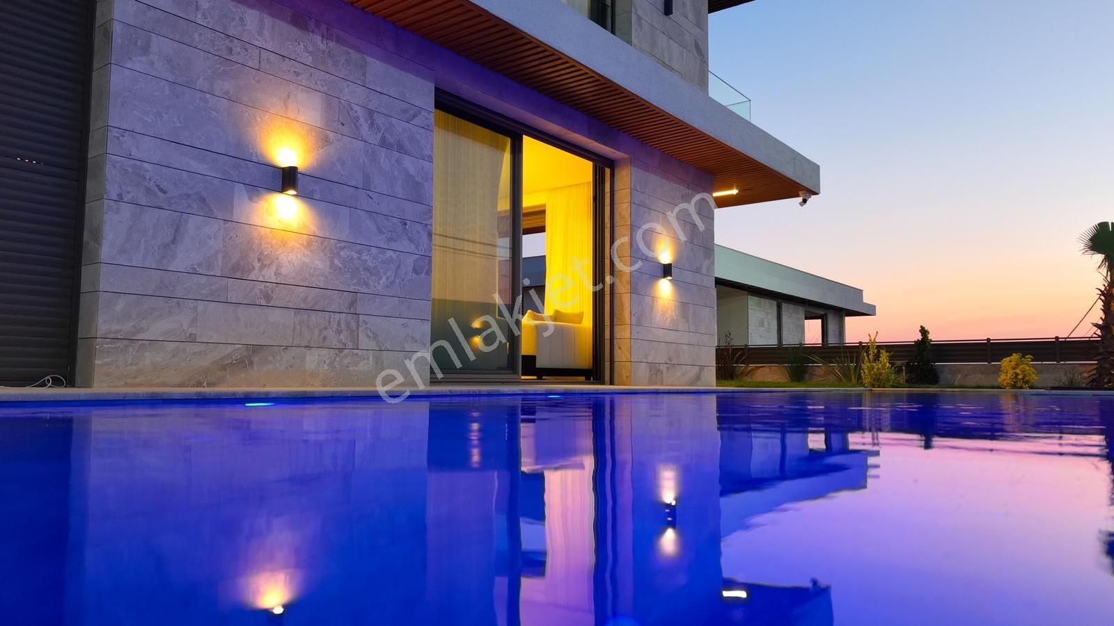 Her Şeyiyle Fark Yaratan Villa! Kuşadası Soğucakta Satılık Villa - Görsel 25