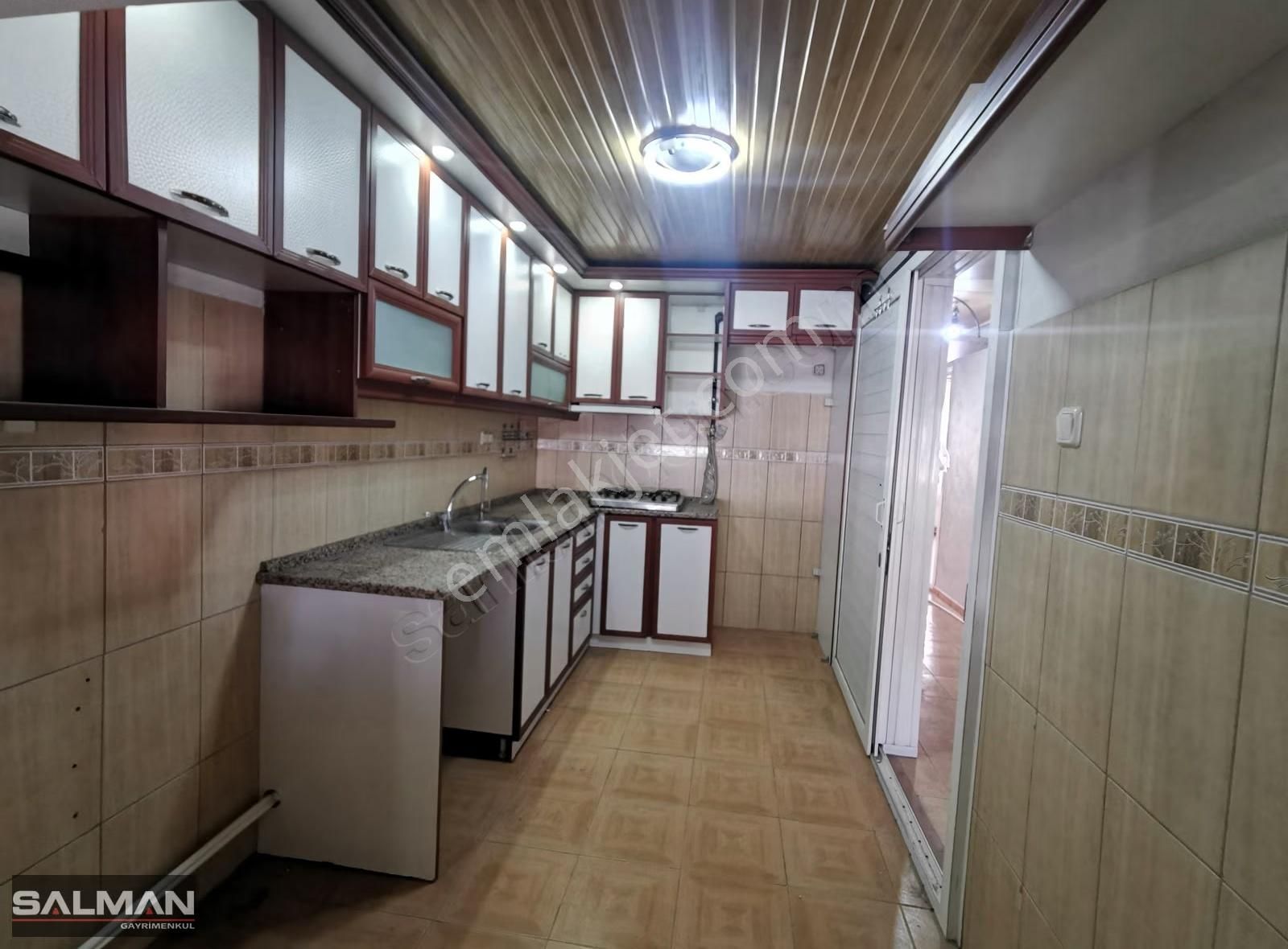 Salman'dan Karşıyaka Örekköy Mah Kiralık 2+1 Daire