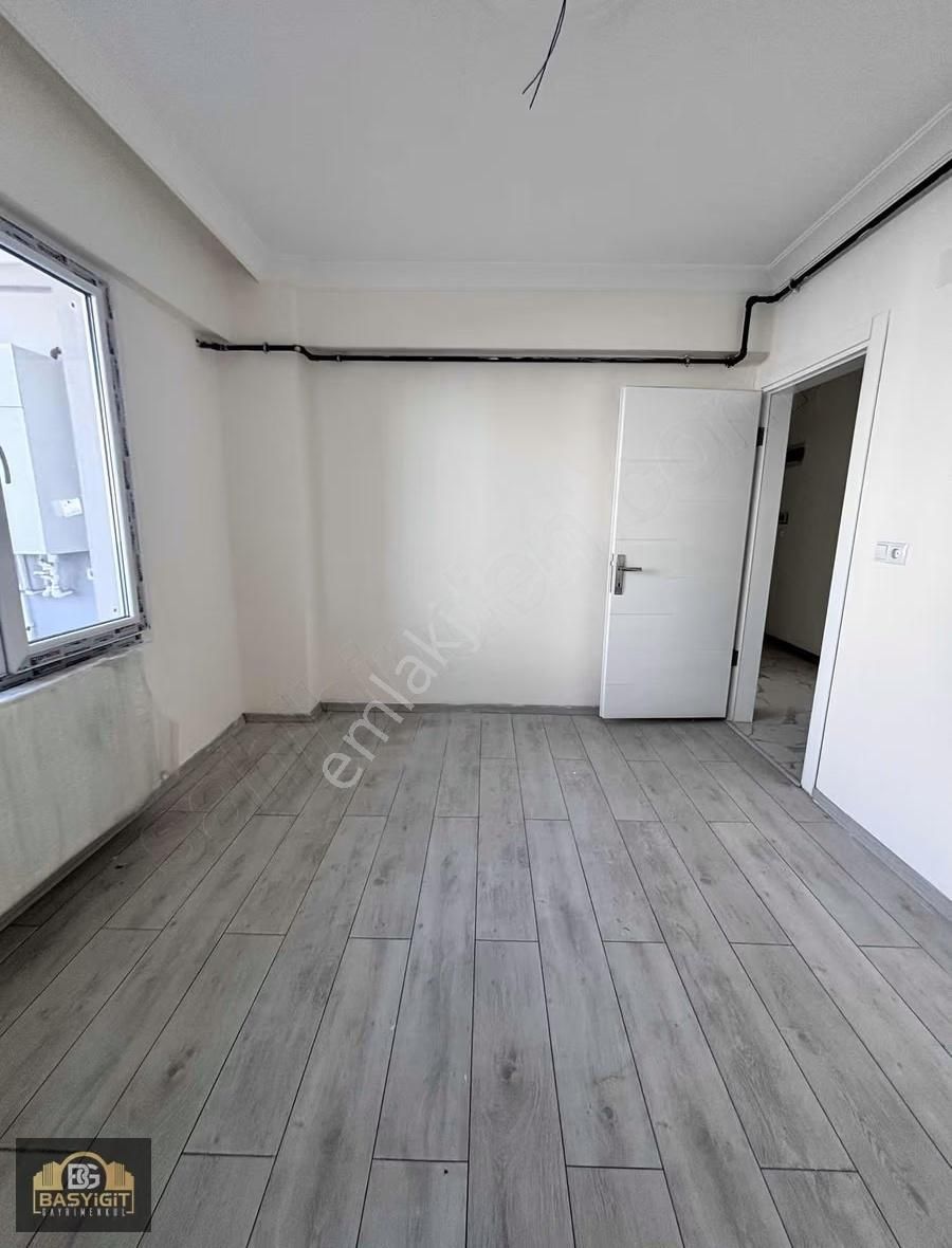 Atatürk Mh. 4+1 240 M2 Satılık Dubleks Daire - Görsel 2