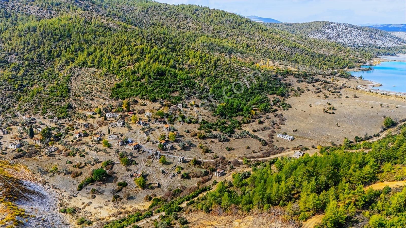 Cbmarina'dan Kapubağ'da Göl Manzaralı Satılık Kargir Ev Ve Tarla - Görsel 33