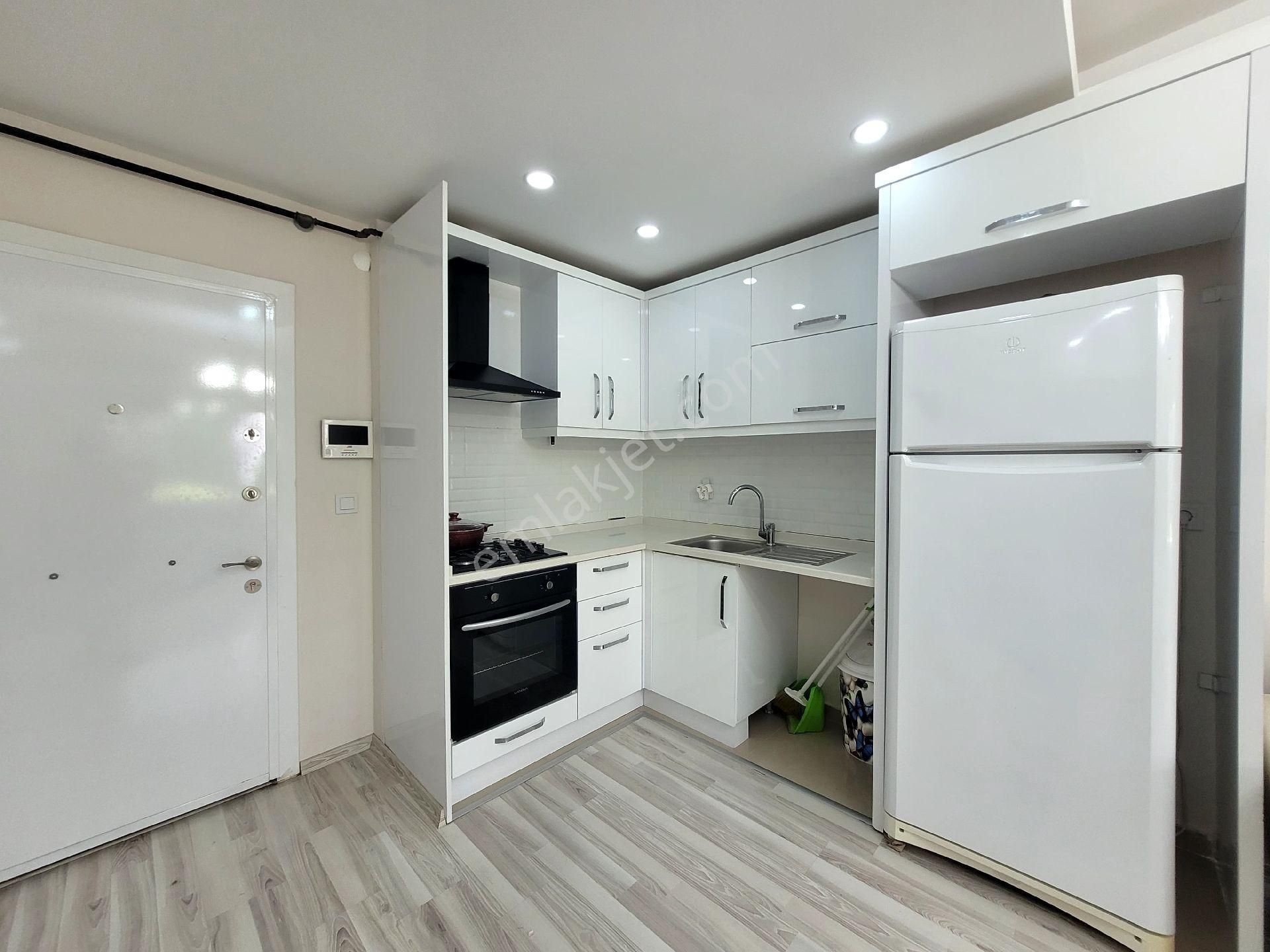 Sarısuda Lüks Sıte İçerisinde Giriş Kat Eşyalı 1+1