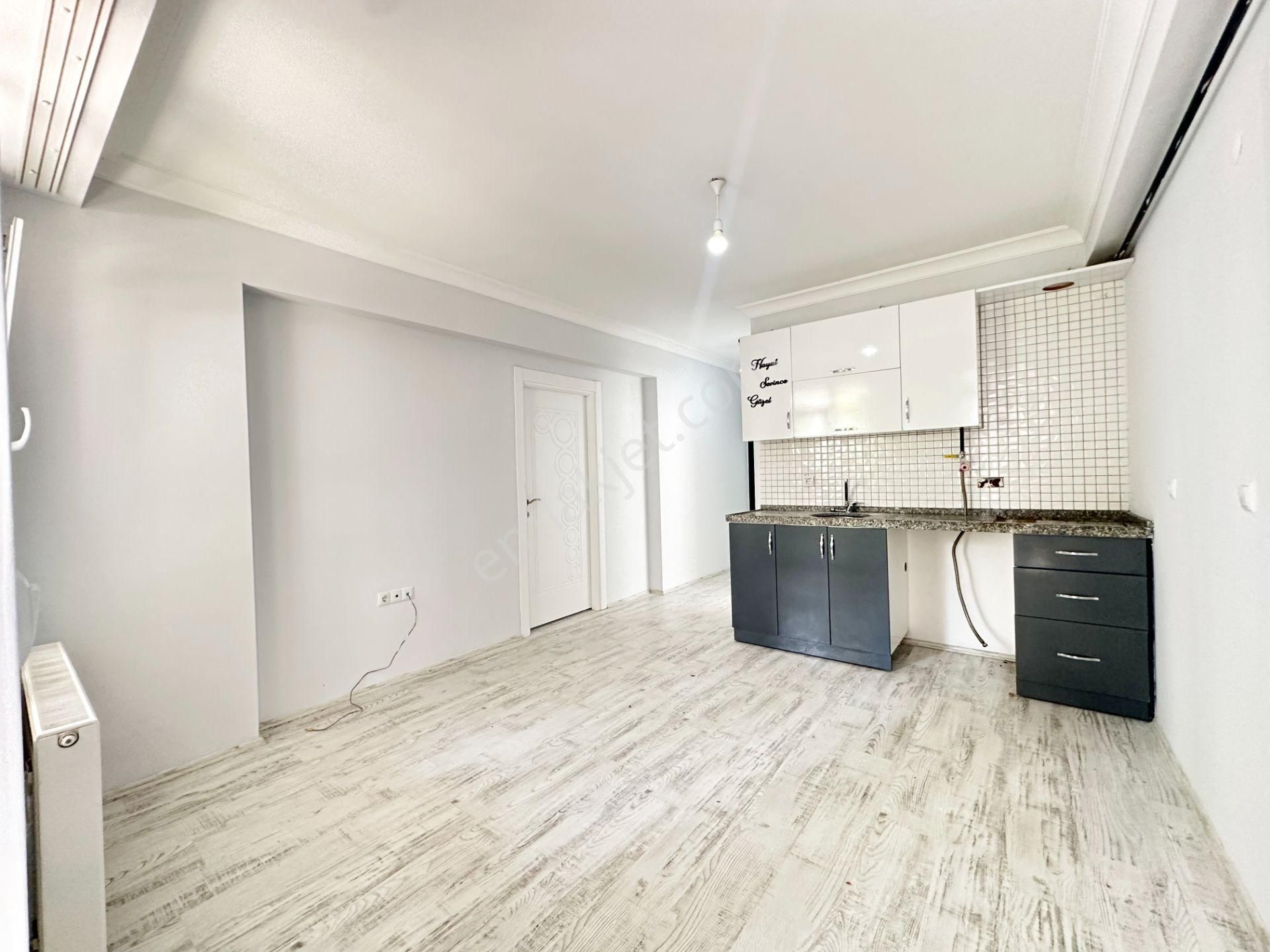 Geniş Balkonlu 2+0 Yüksek Giriş Satılık Daire - Görsel 4