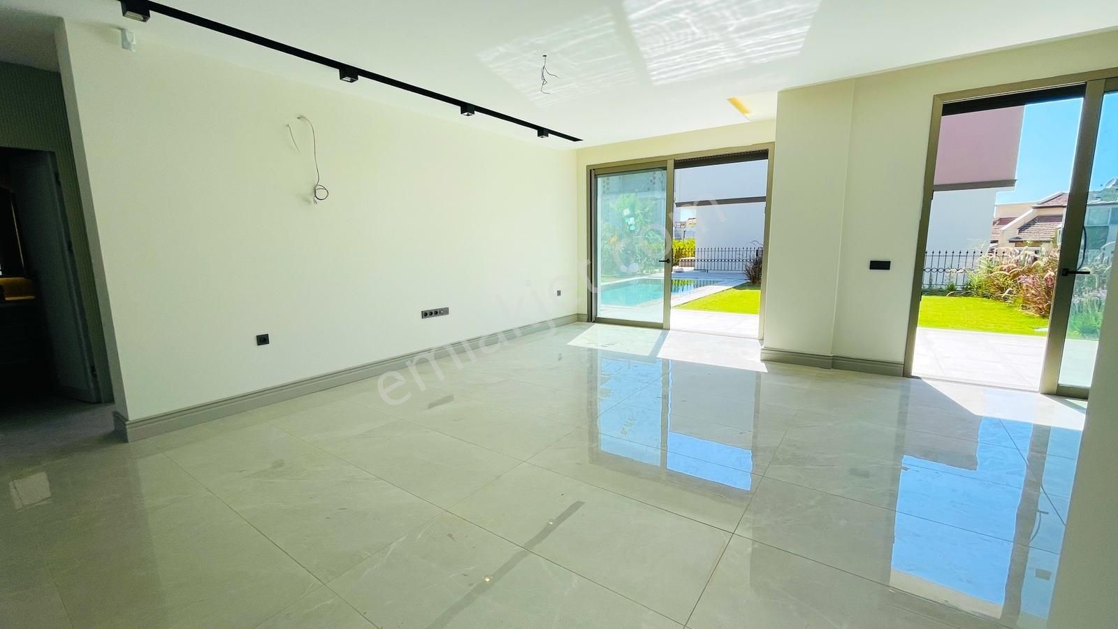 Bu Fiyata Bu Villa Bedava!! Kuşadası Satılık5+2 Müstakil Villa - Görsel 5