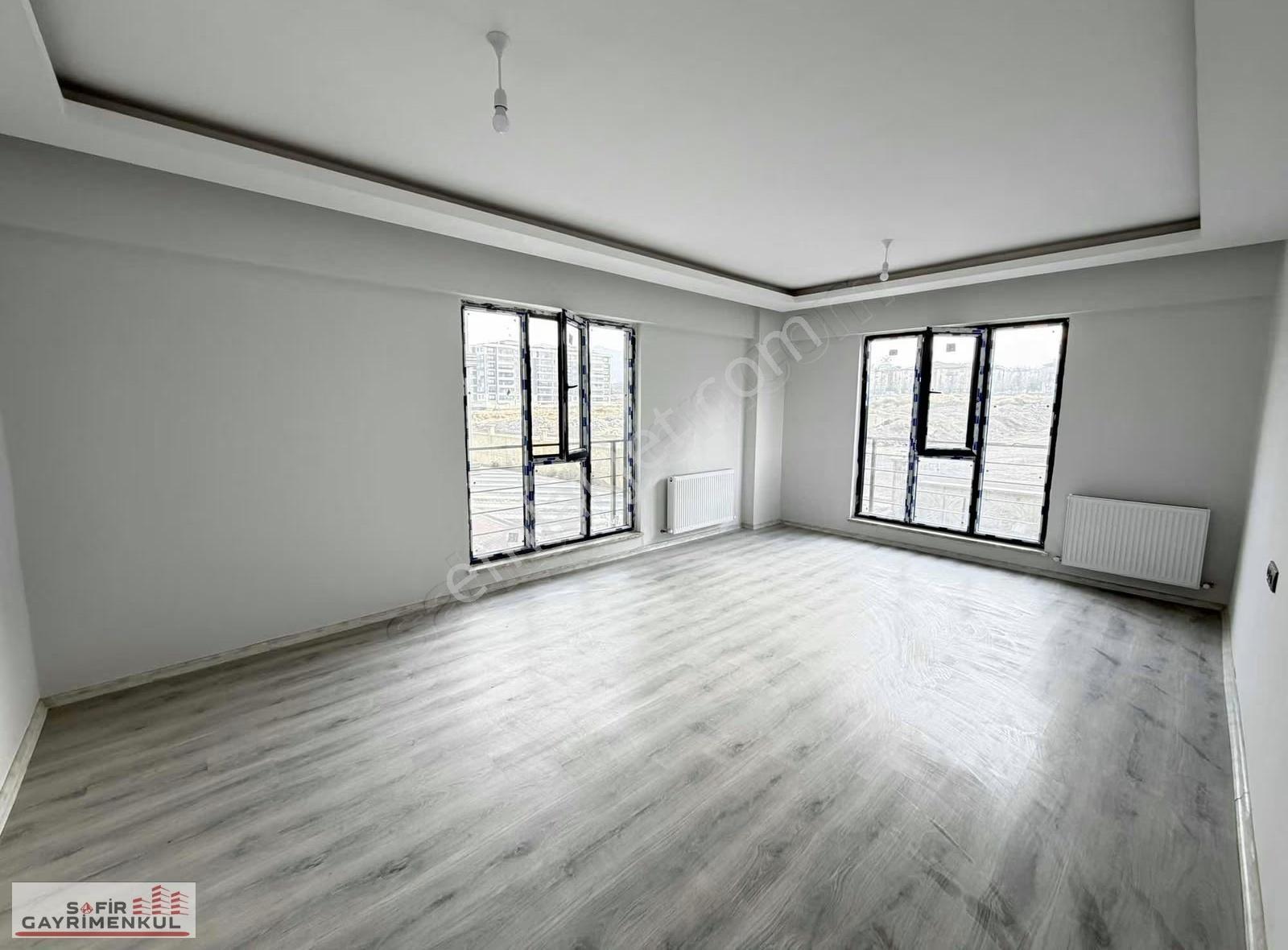 Muzaffer Türkeş Mahallesinde Site İçerisinde 3+1 Satılık Daire - Görsel 5