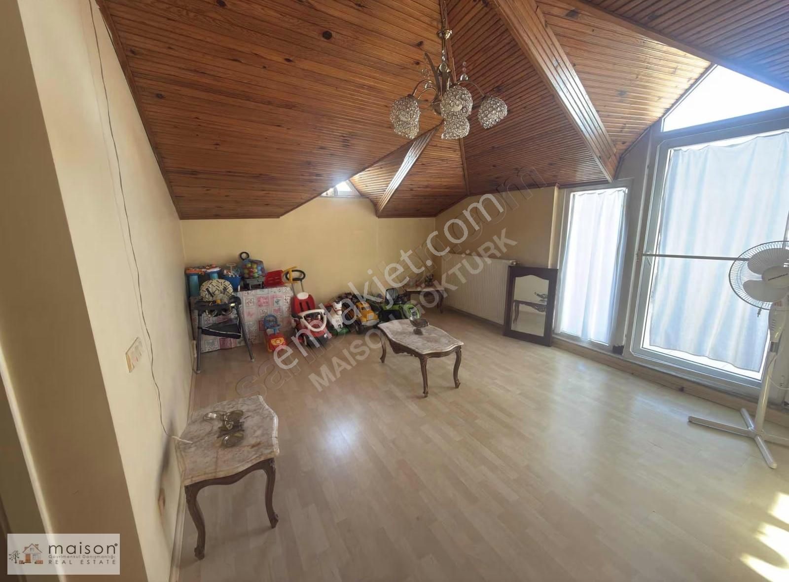 Maıson Göktürk Bentler Sitesin'de Kiralık 4+1 Çatı Dubleks Daire - Görsel 10