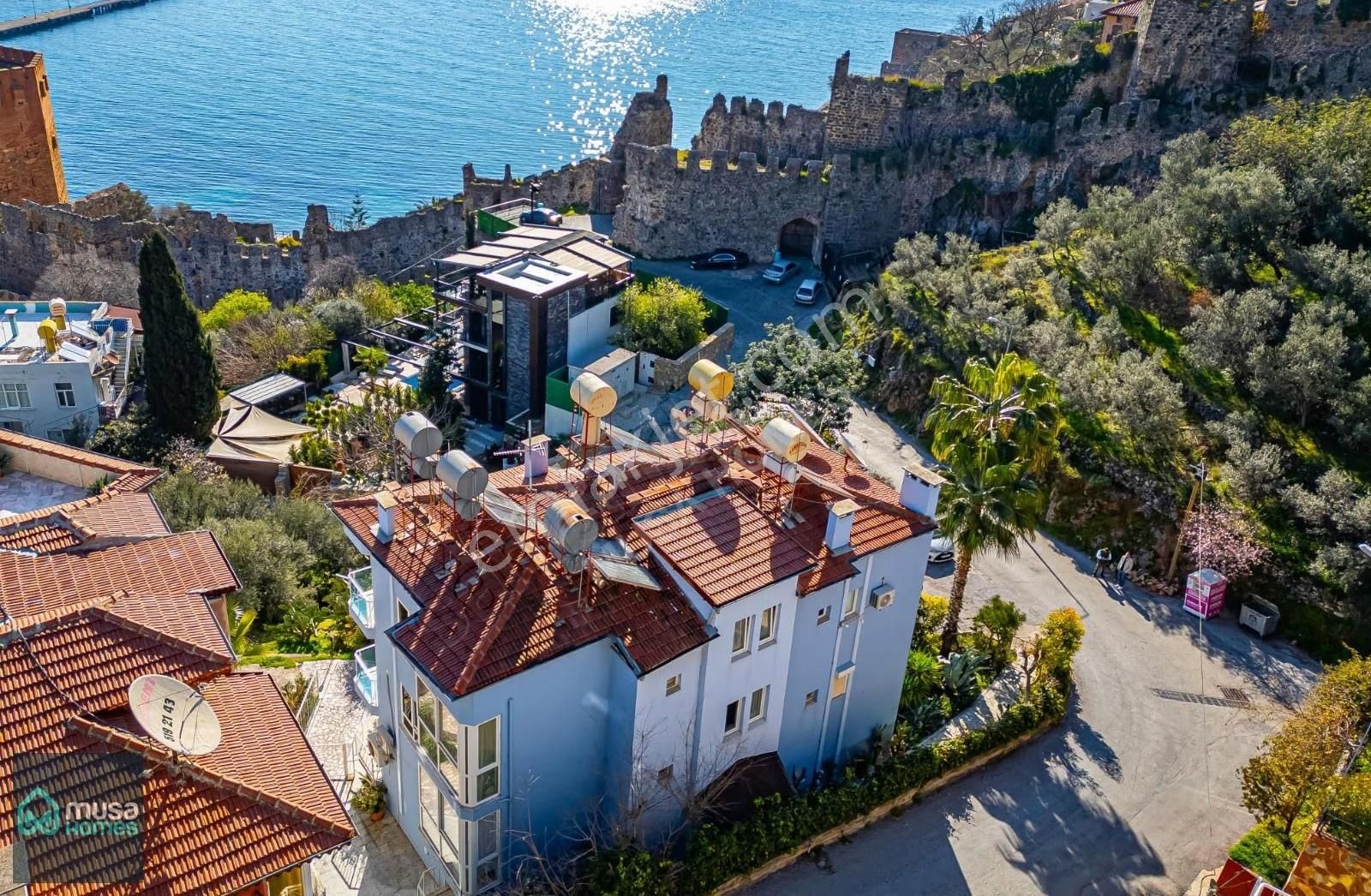 Alanya Kalede Kızılkule Ve Full Deniz Manzaralı Yapılı 1+1 - Görsel 3