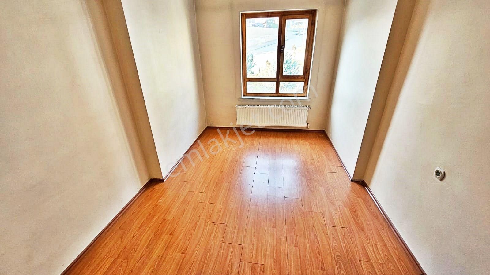 Keçiören'de Ara Kat Cadde Üzeri Daire - Görsel 11