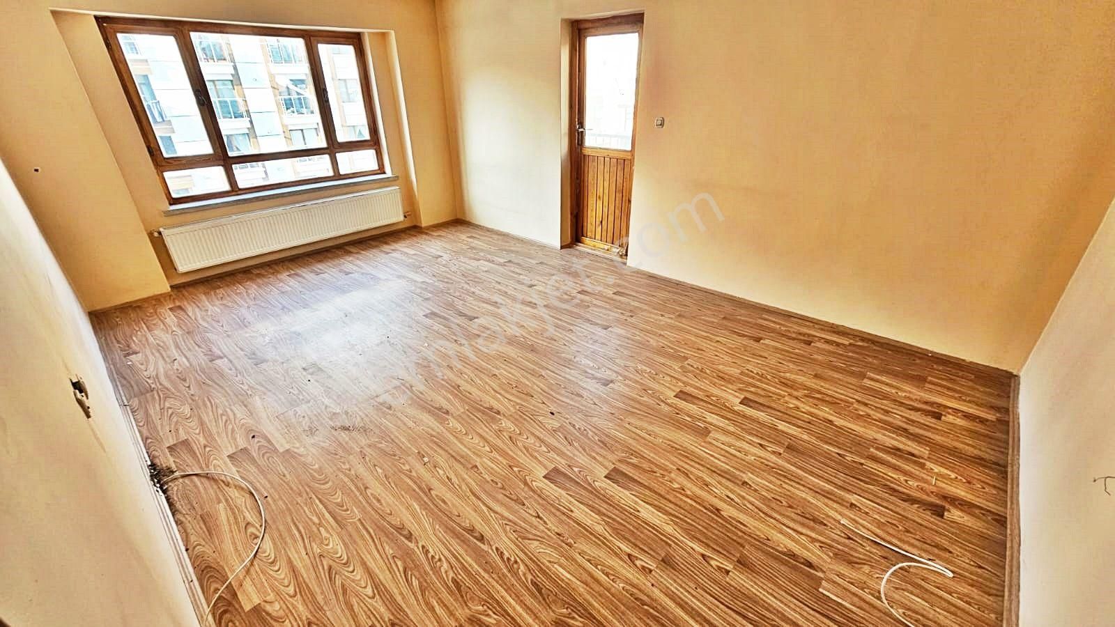 Keçiören'de Ara Kat Cadde Üzeri Daire - Görsel 26