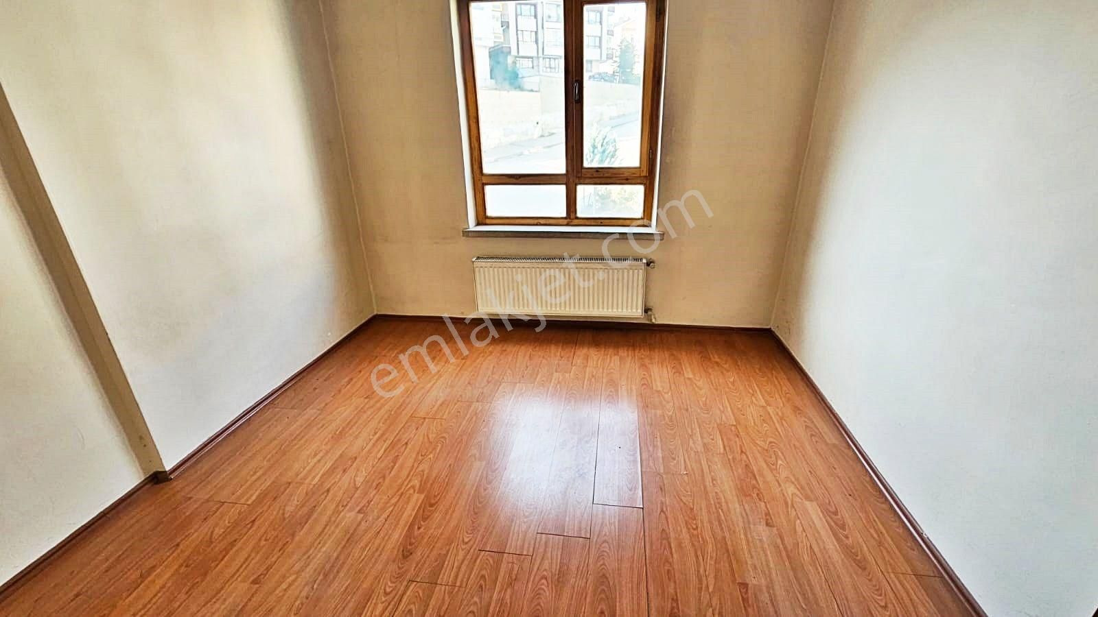 Keçiören'de Ara Kat Cadde Üzeri Daire - Görsel 8