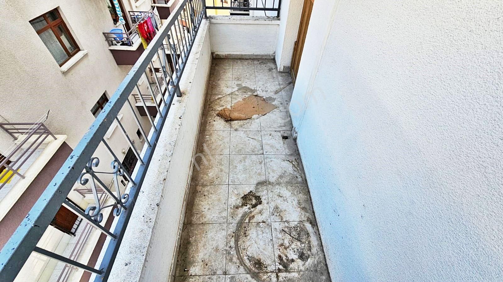 Keçiören'de Ara Kat Cadde Üzeri Daire - Görsel 22