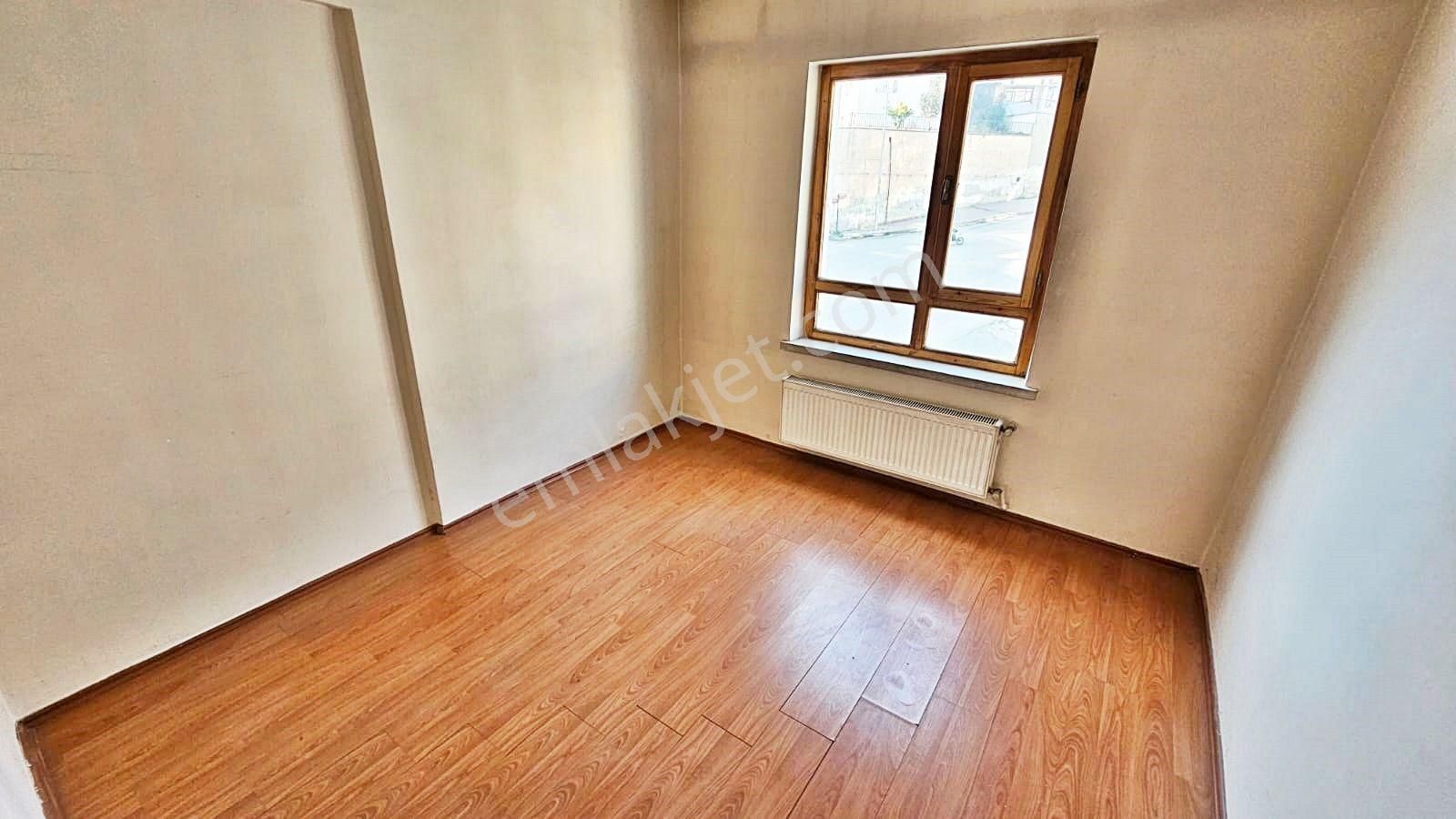 Keçiören'de Ara Kat Cadde Üzeri Daire - Görsel 5