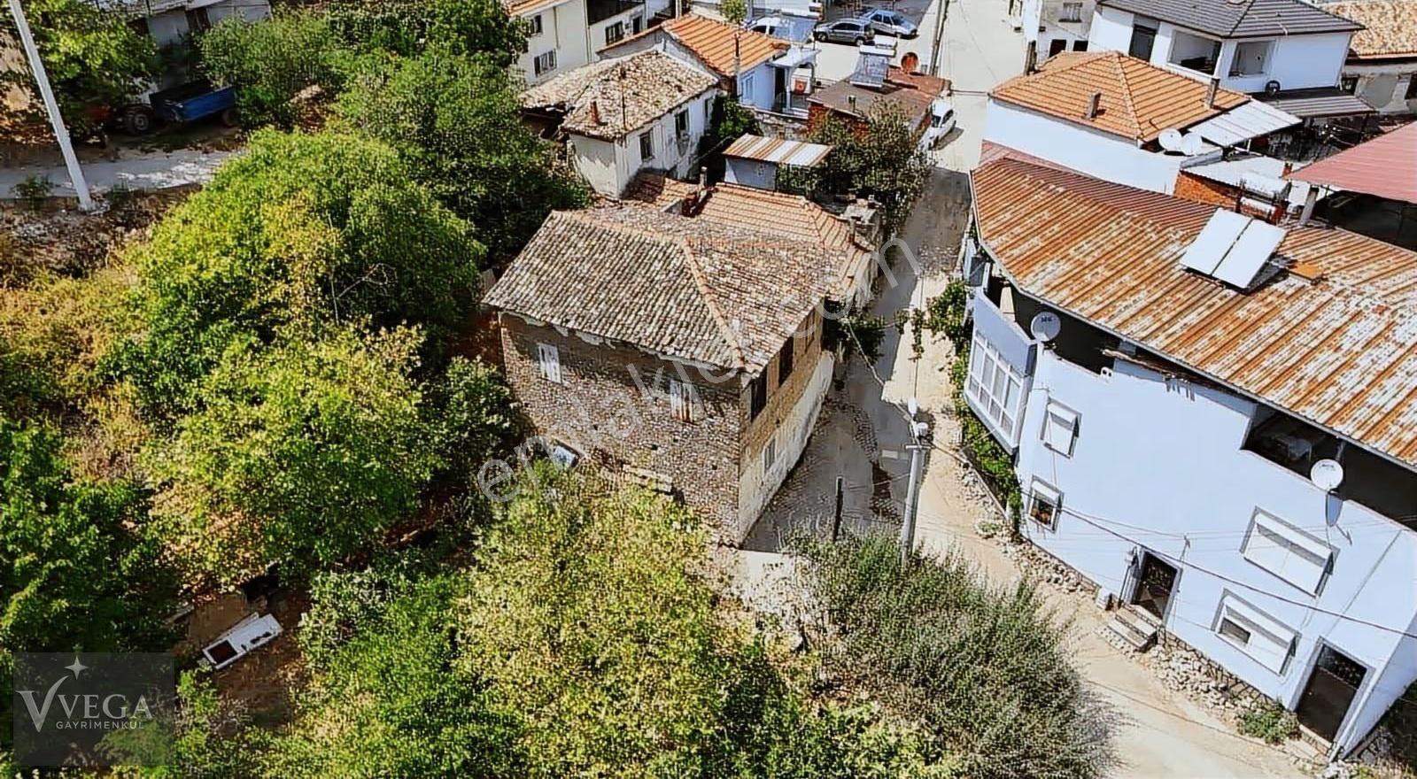 İzmir Kemalpaşa Yukarıkızılca'da Satılık Köy Evi - Görsel 10