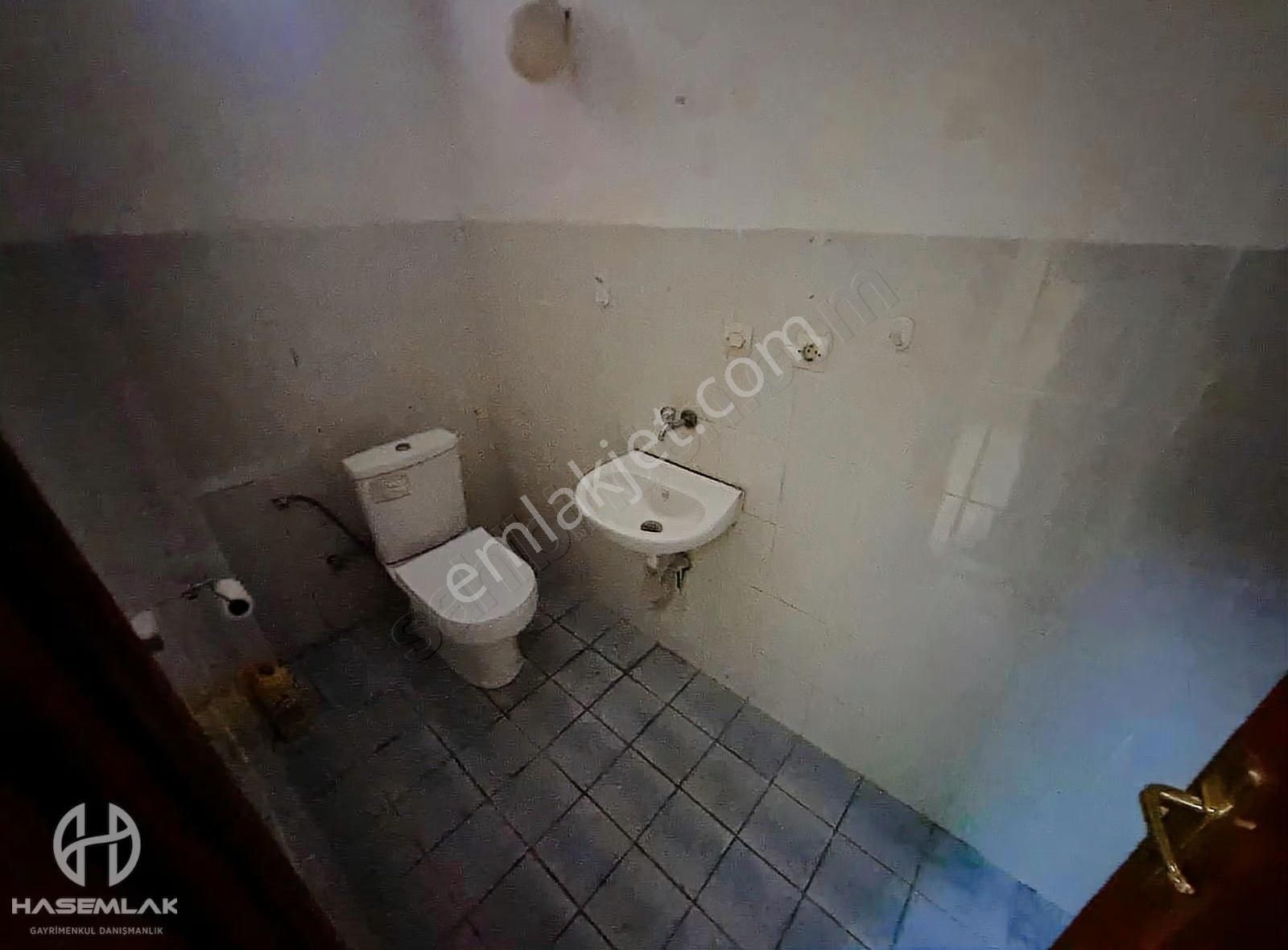 Bölge Uzmanı Has Emlak Kiralık Dükkan - Görsel 2