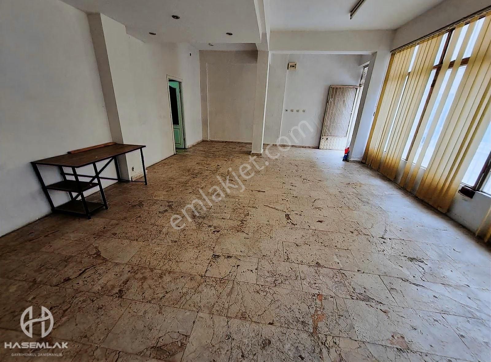 Bölge Uzmanı Has Emlak Kiralık Dükkan - Görsel 7