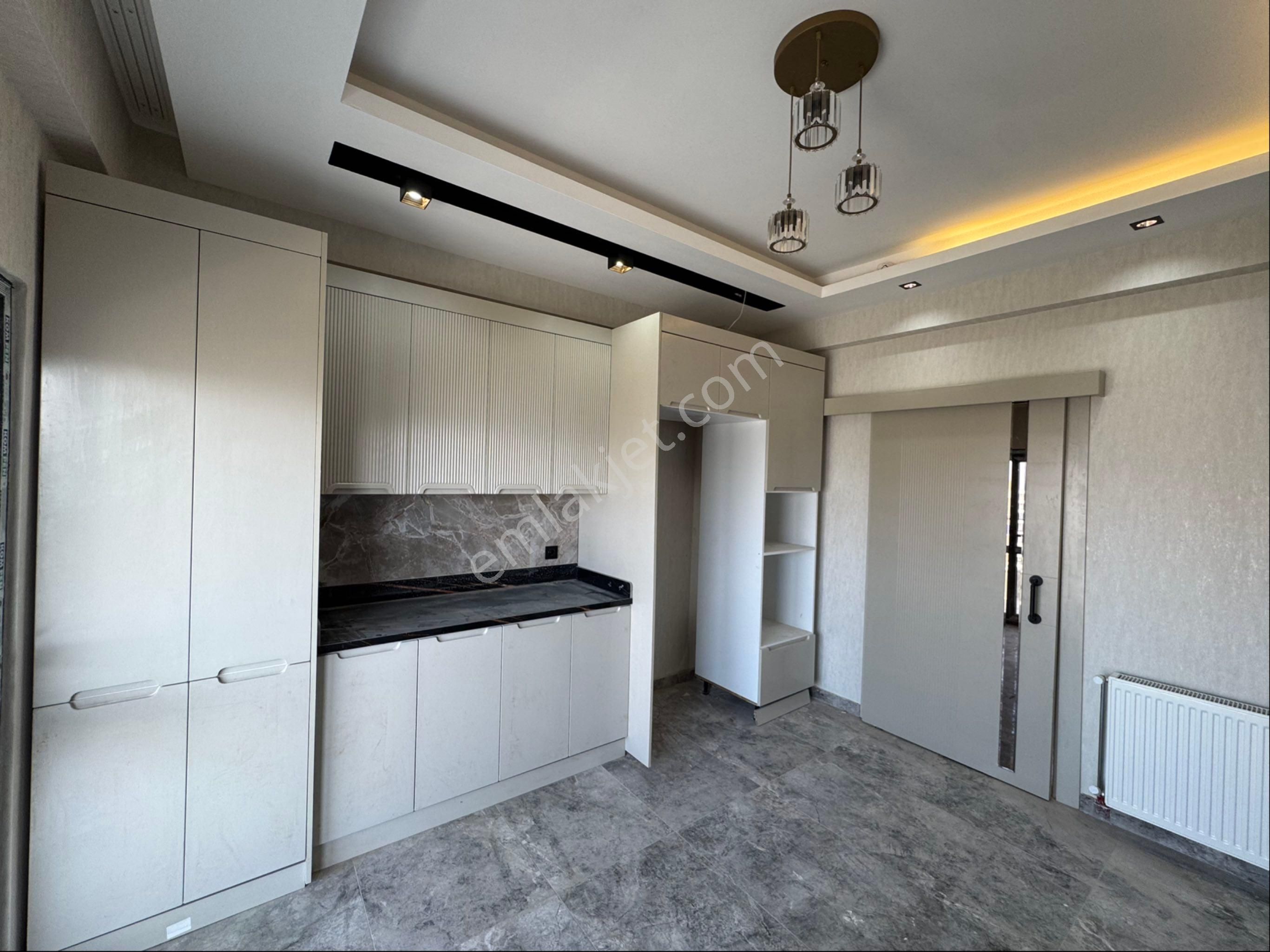 Doğukent’de 2+1 Daireler