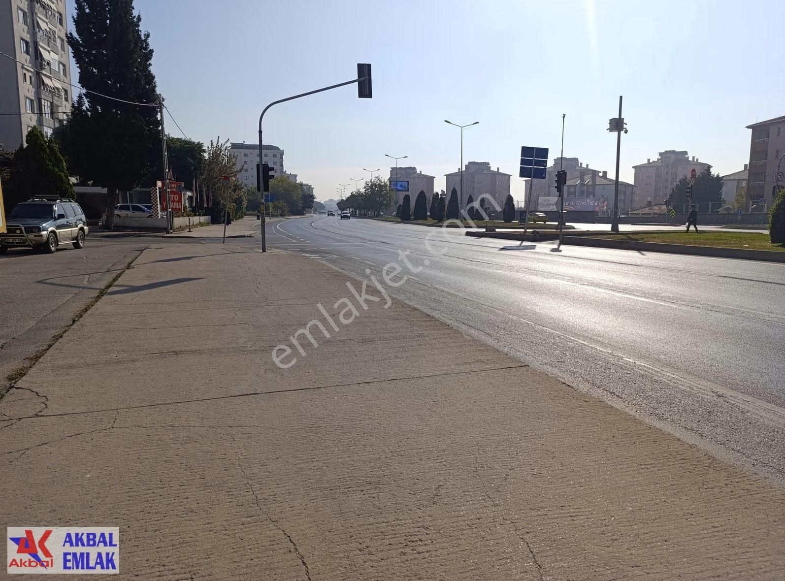 Akbal Emlak Sahilyolu Cephe İşyeri 180 M2 85.000 Tl - Görsel 4