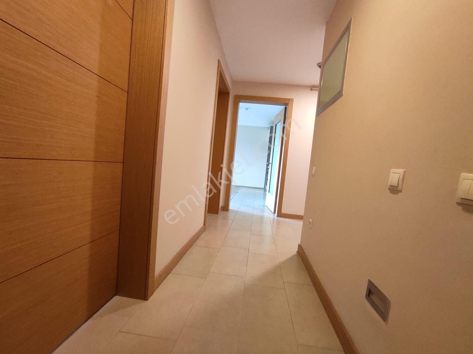 Oyak Buca 2. Etap Konutları'nda Kiralık 2+1 Daire - Görsel 2