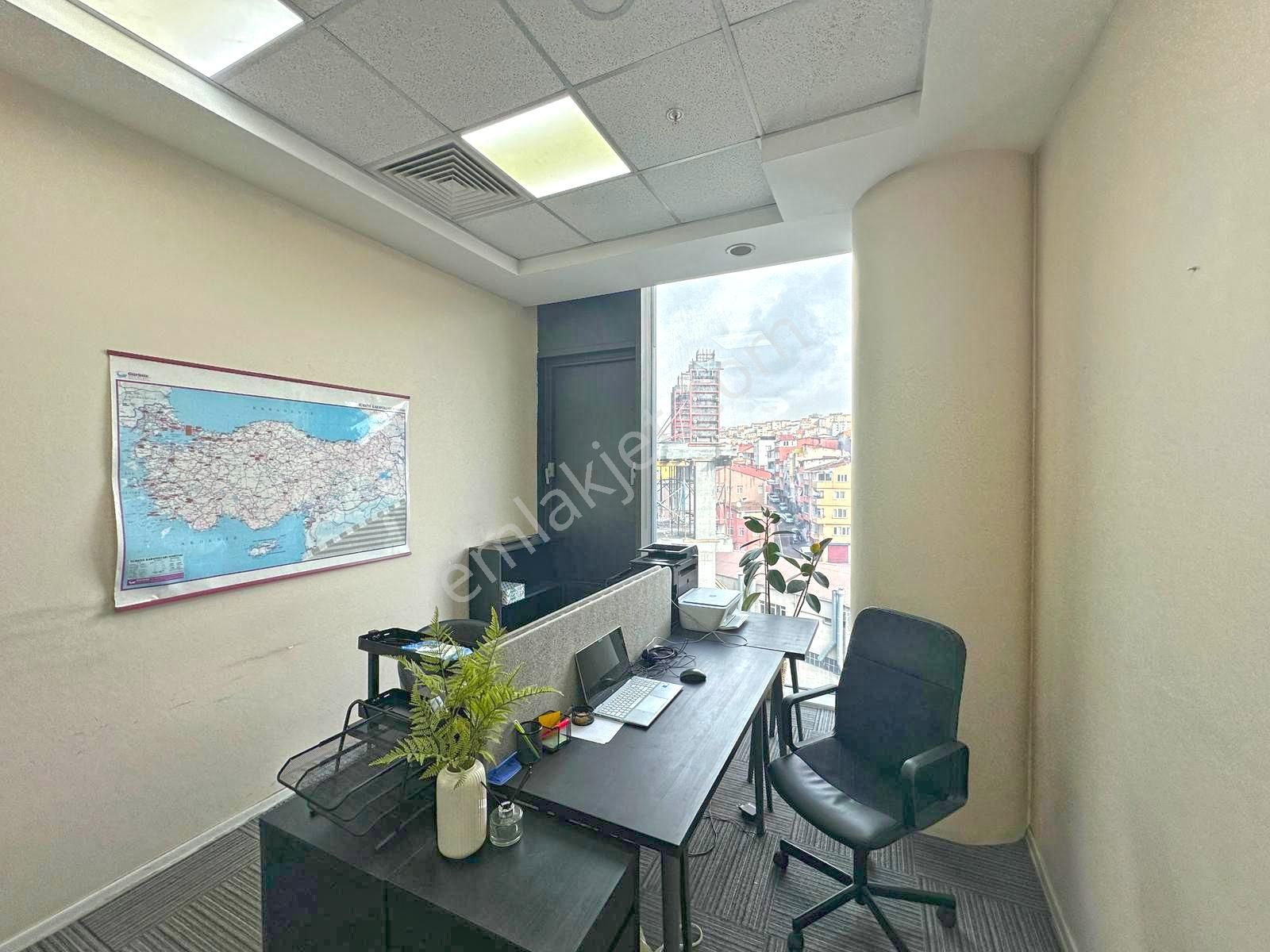 Hazır Dekorasyonlu Prestijli 250 M2 Plaza Ofisi - Görsel 4