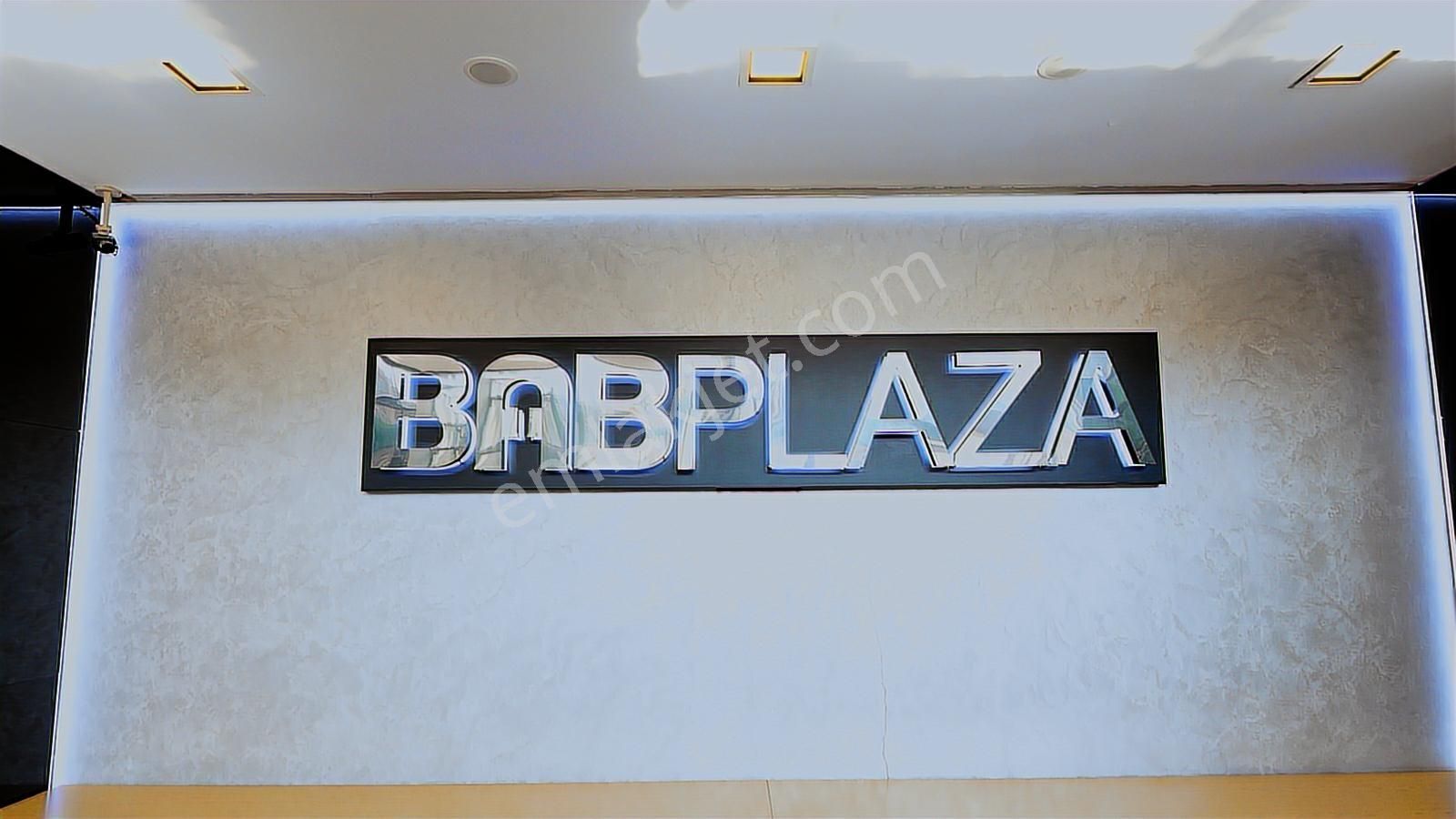 Hazır Dekorasyonlu Prestijli 250 M2 Plaza Ofisi - Görsel 3
