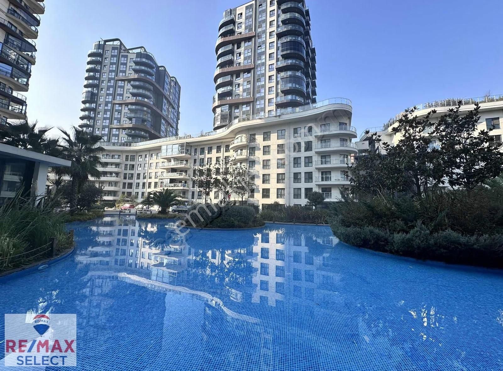 Sevcan Remax Nef Bahçelievler Boş Teslim Tapulu Peysaj&havuz Mnz